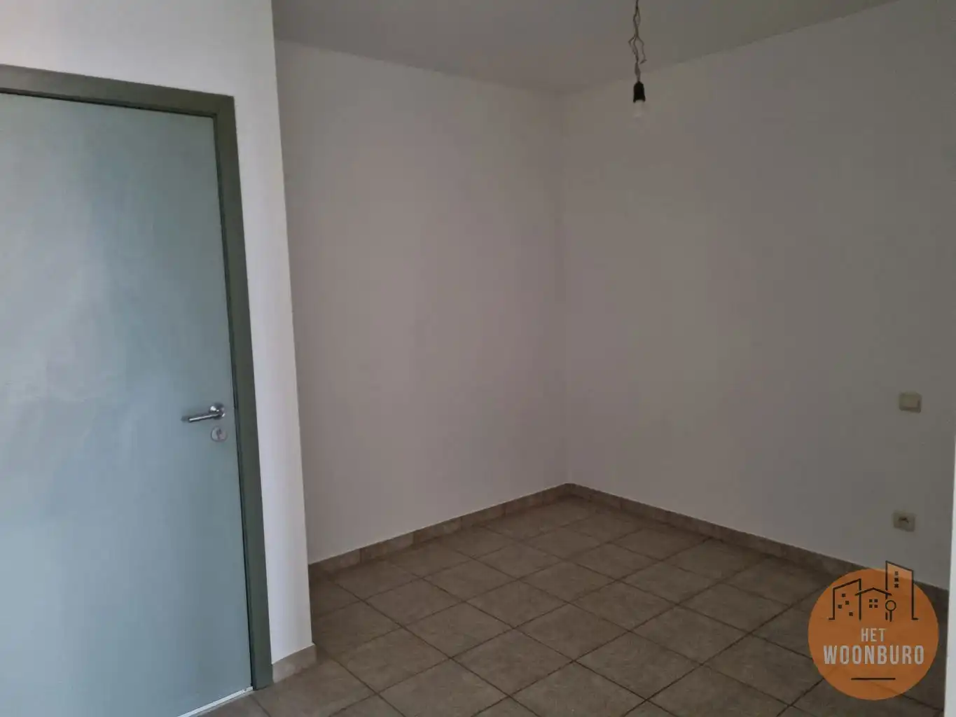 Studio met garage en berging foto 7