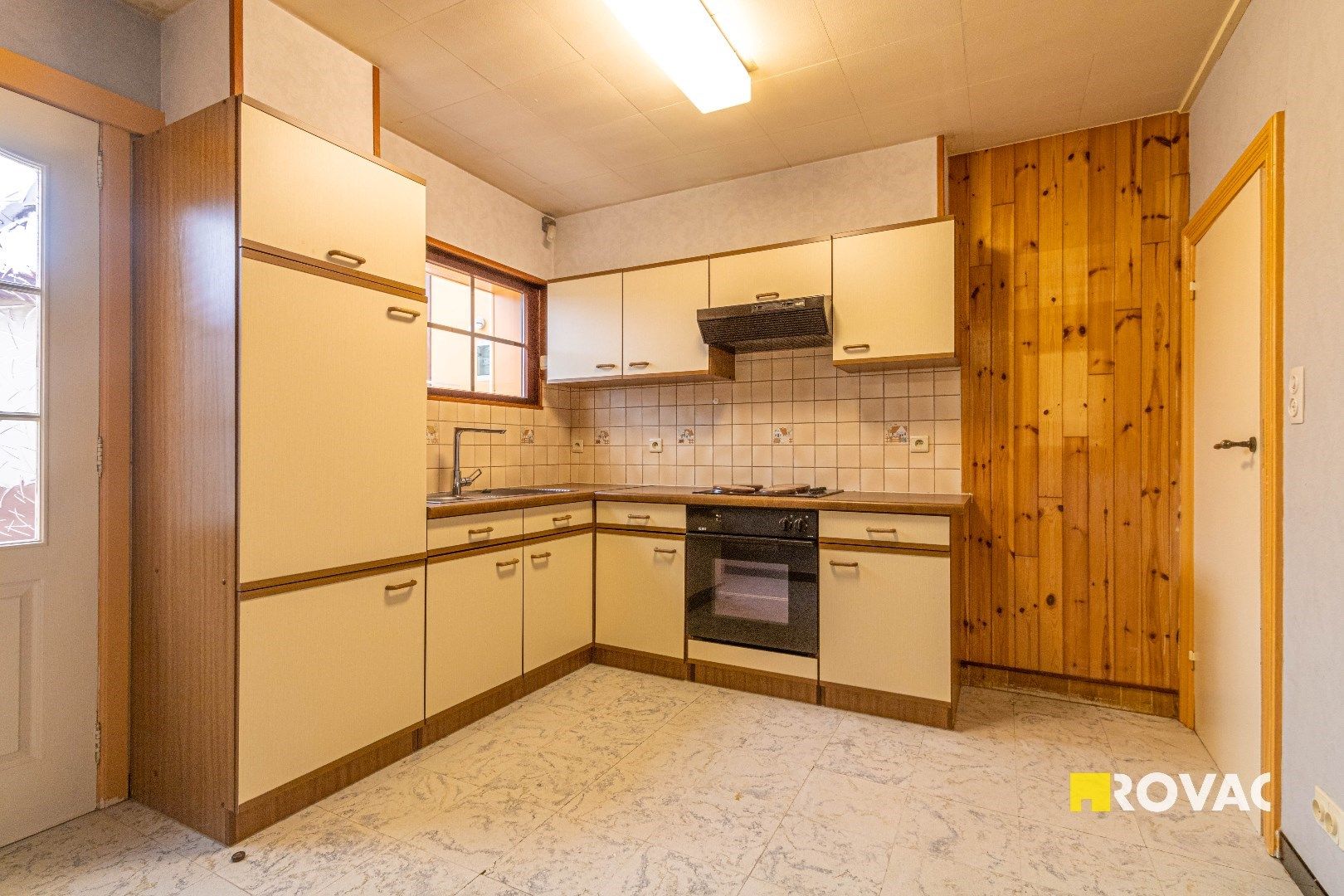 Knusse woning met tuin en uitweg in centrum Lendelede foto 10