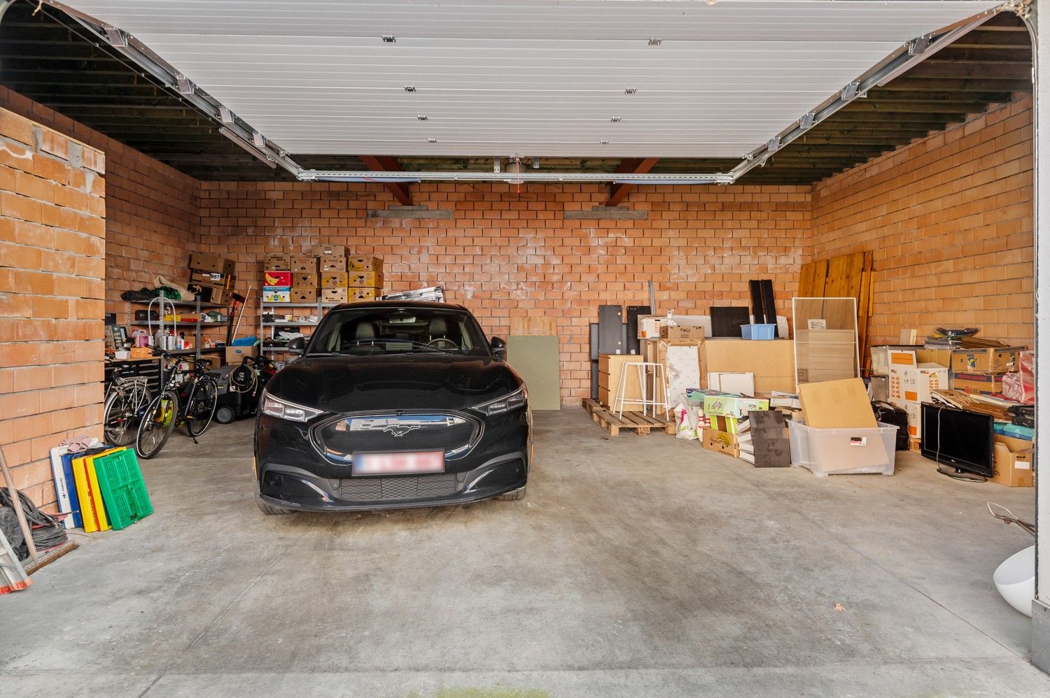 Ruime halfopen woning met 4 à 6 SLPKS, apart kantoor en een groot magazijn in Mortsel! foto 35