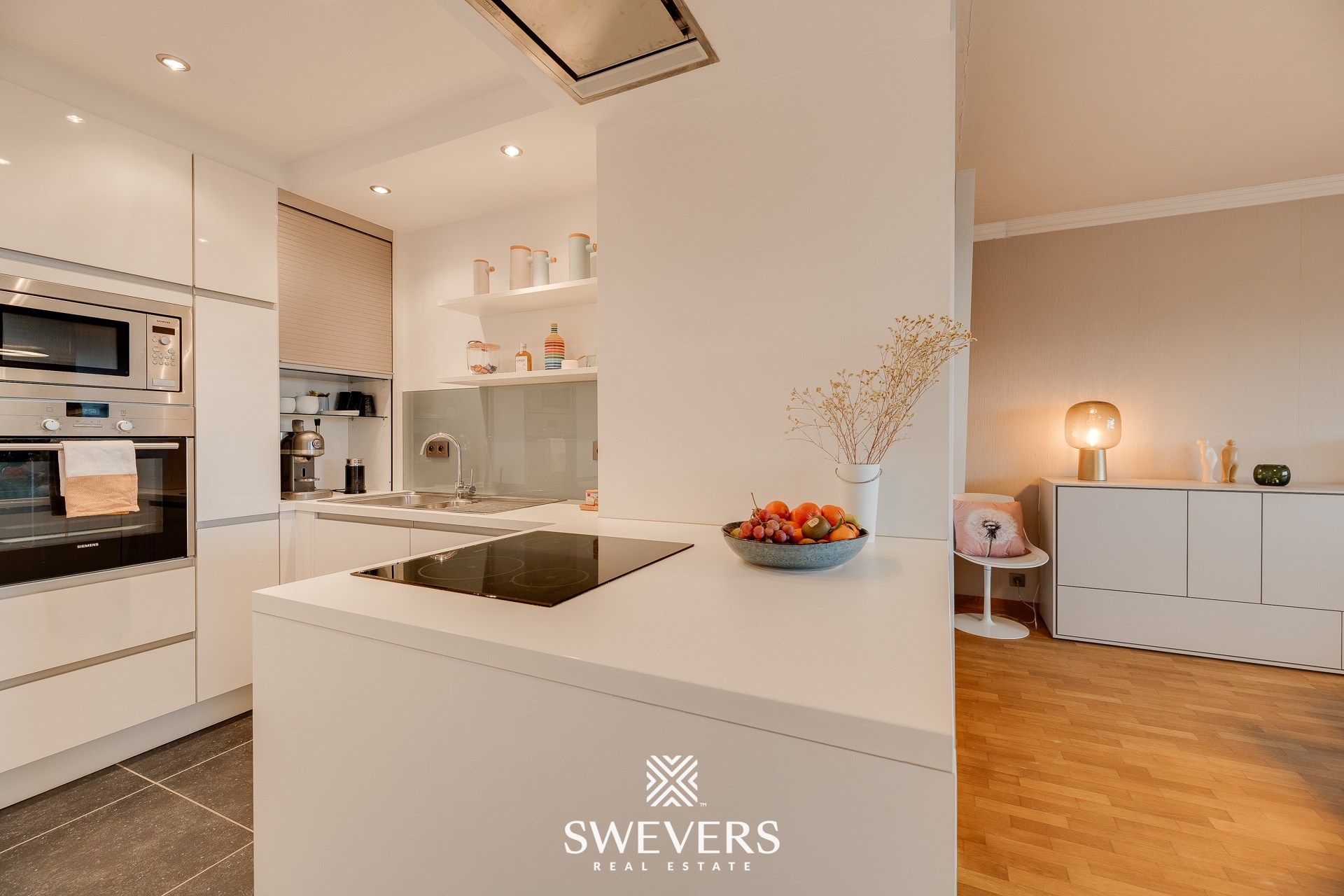 Ruim appartement met prachtig uitzicht in centrum Hasselt foto 10