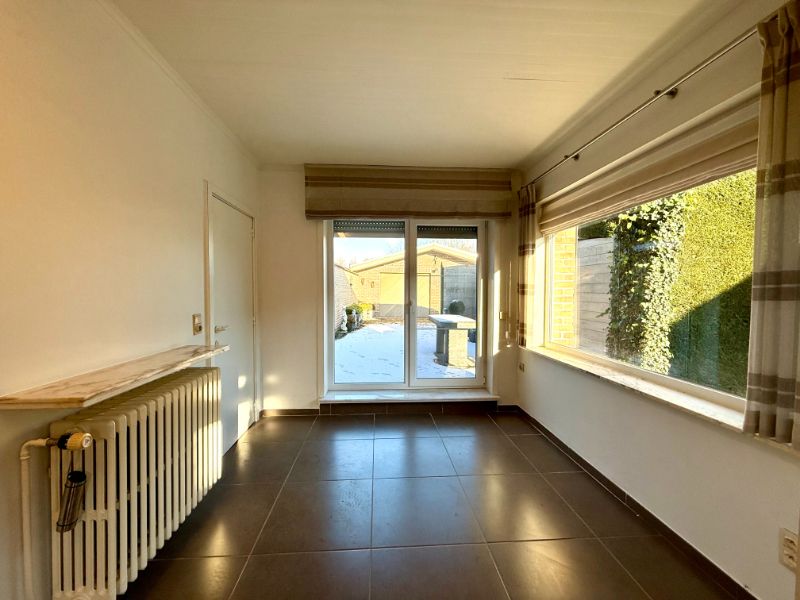 Ruime woning met 3 slaapkamers en dubbele garage foto 11