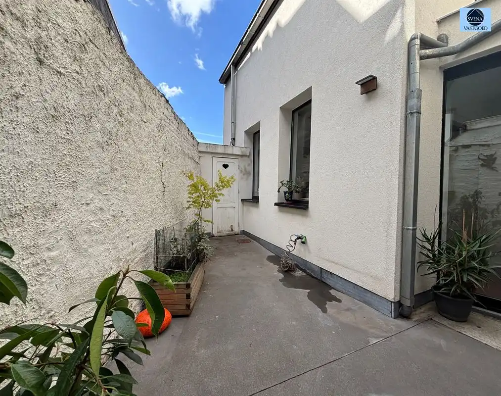 KARAKTERVOLLE GERENOVEERDE WONING MET 4 SLAAPKAMERS foto 8