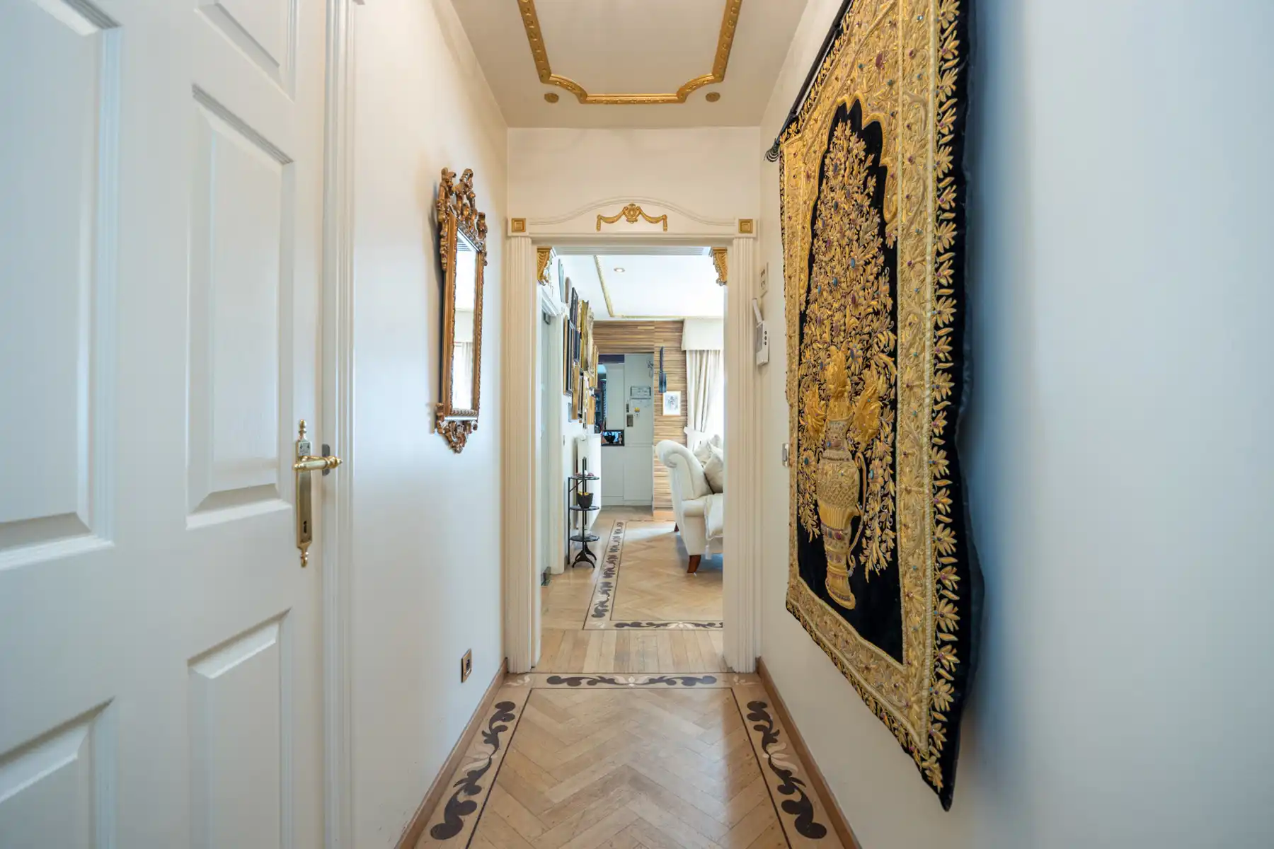 Exclusieve laagbouwvilla met binnen-en buitenzwembad foto 14