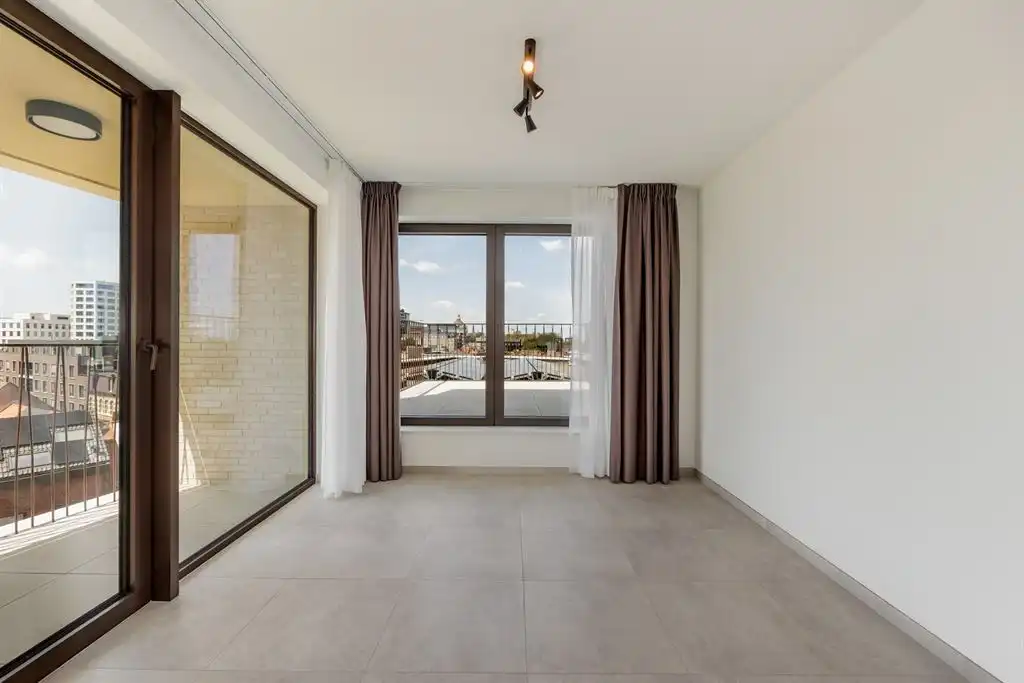 Nieuwbouwappartement met luxe terras foto 2