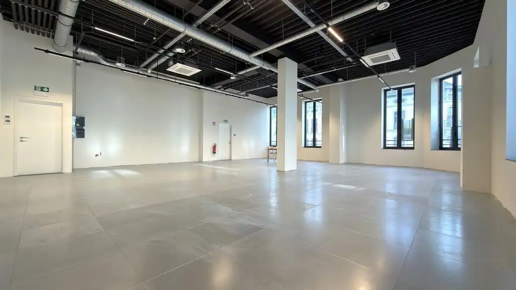 Commercieel kantoor te huur nabij station Antwerpen-Centraal foto 4