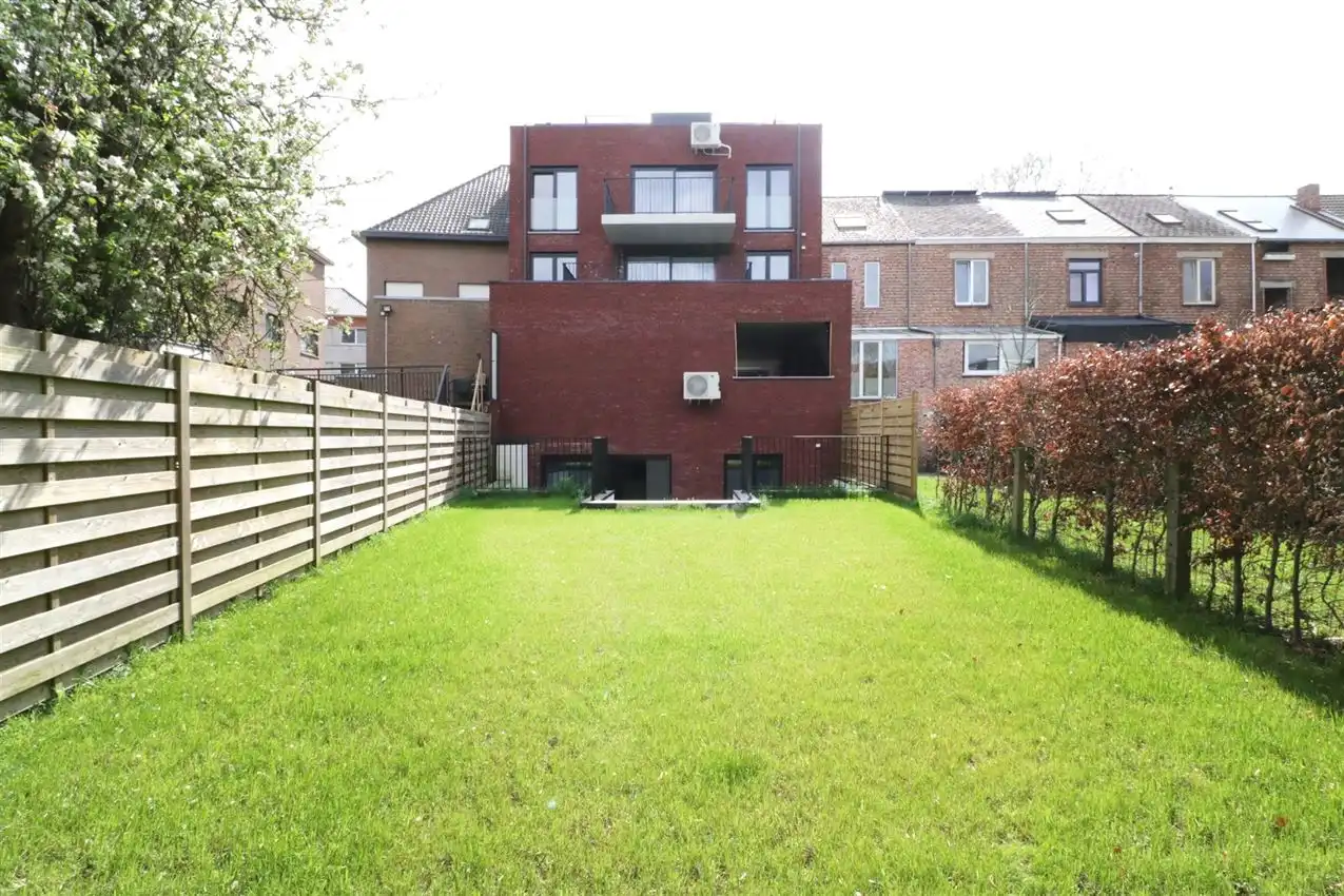 Uniek penthouse in centrum Aarschot met 1 slpk. parking en terras foto 30