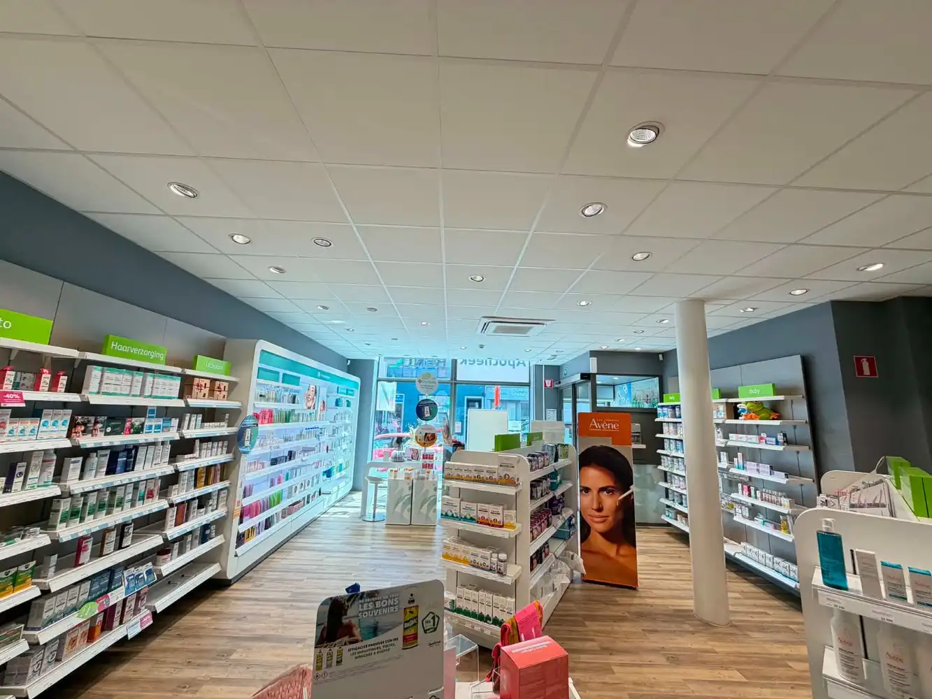 Modern commercieel pand op topligging nabij H&M en HEMA foto 4