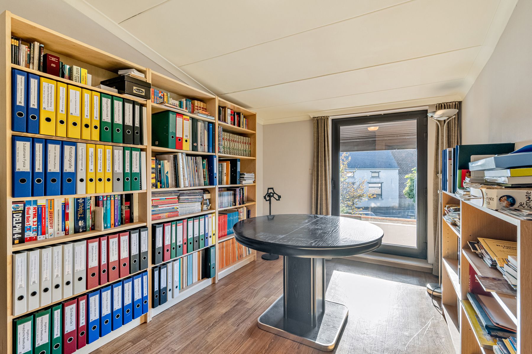 VILLA MET 4 SLPK EN CENTRALE LANDELIJKE LIGGING  foto 16