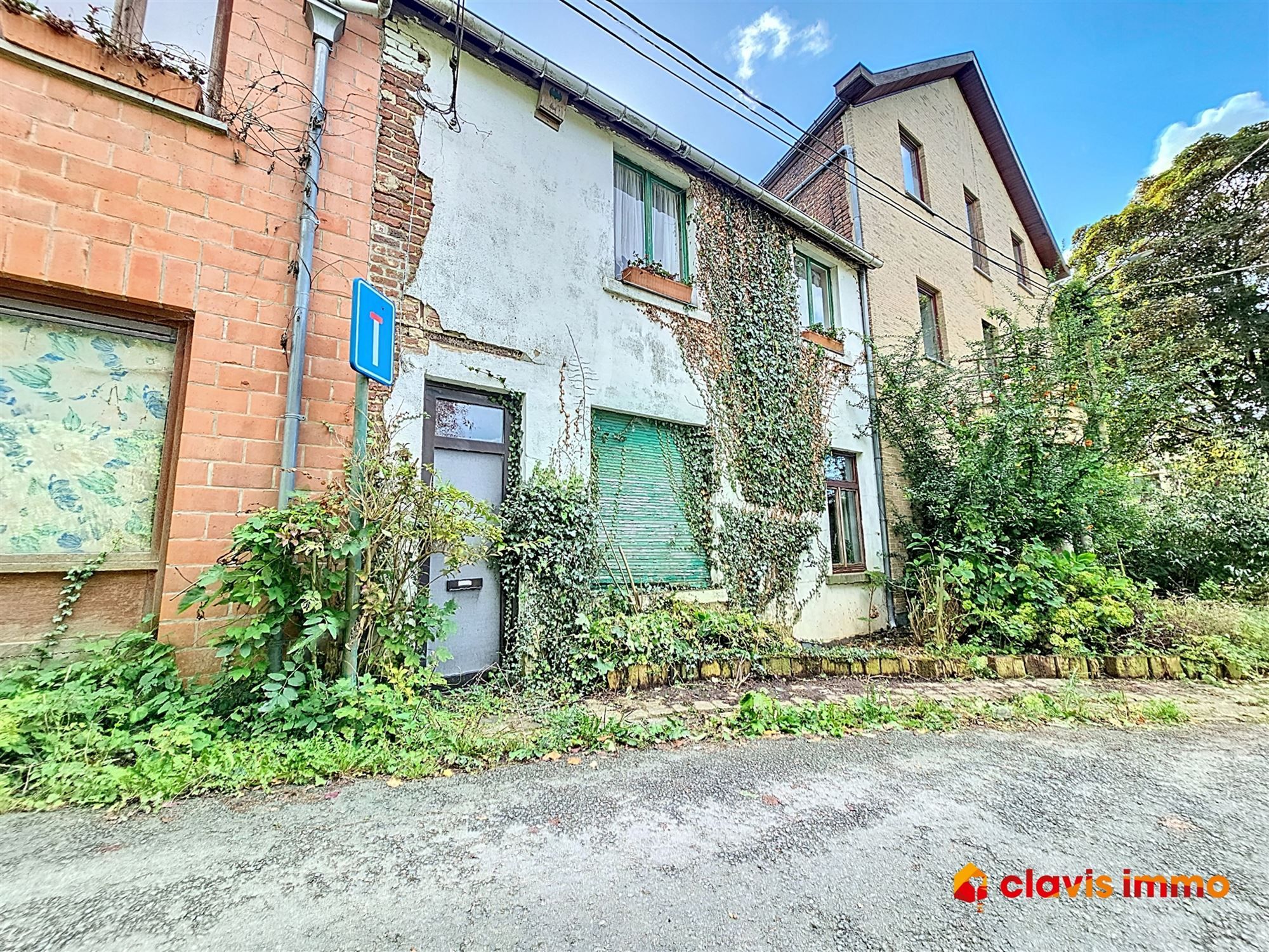 Volledig te renoveren woning met tal van mogelijkheden foto 14