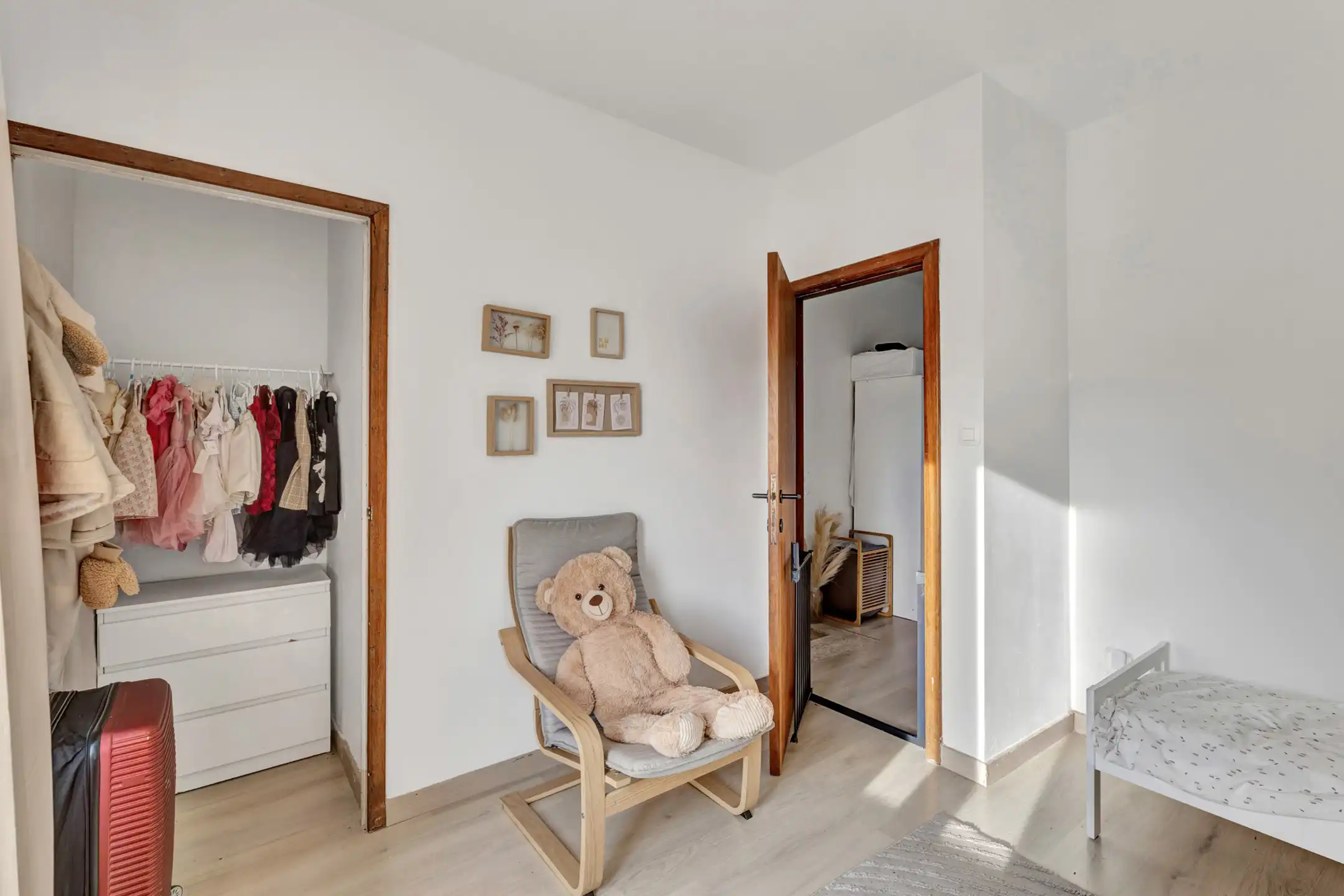 Instapklare woning met 2 slpks en garage te centrum Aalst foto 17