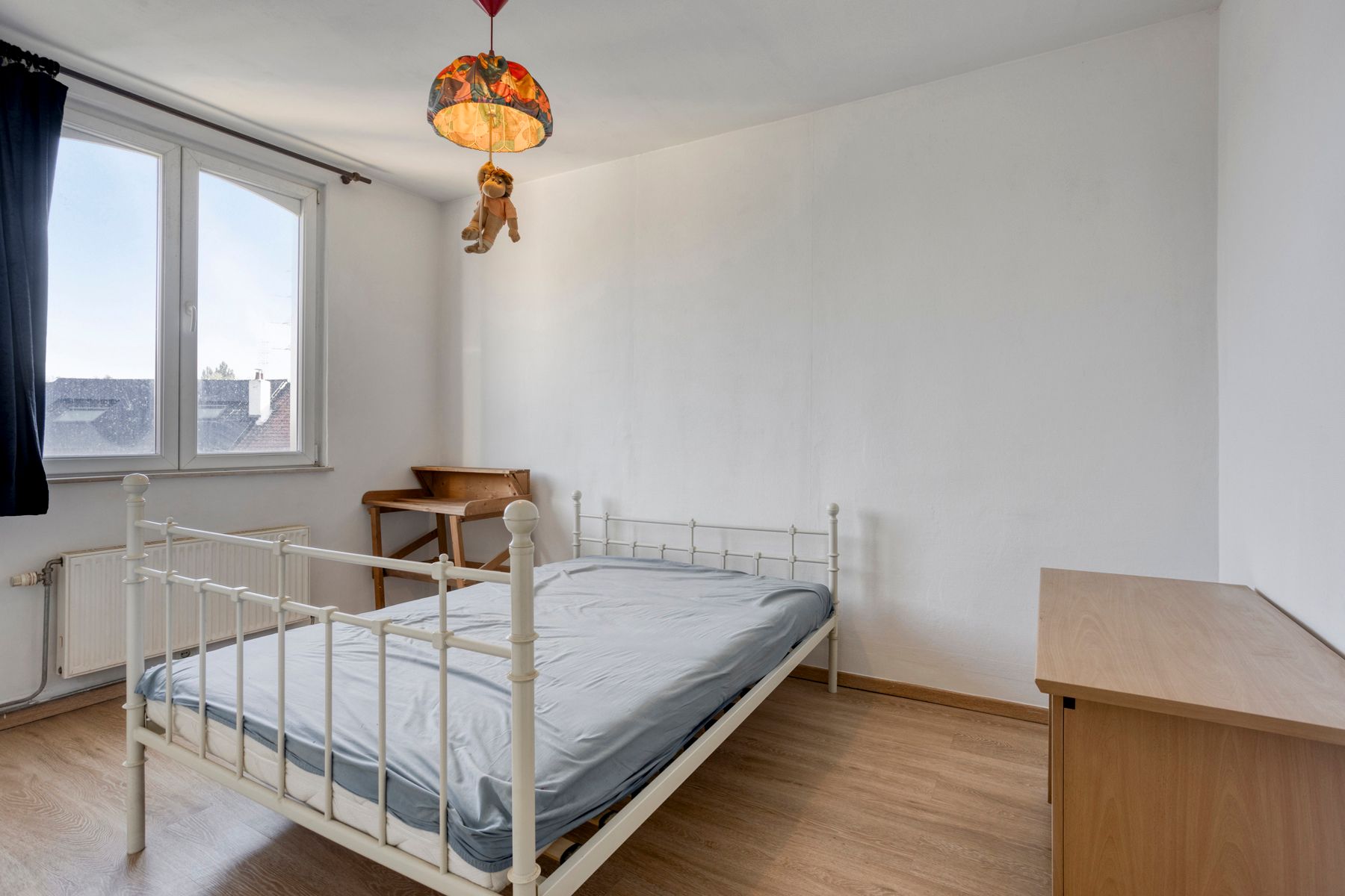 Te renoveren woning met zeer goede ligging! foto 14