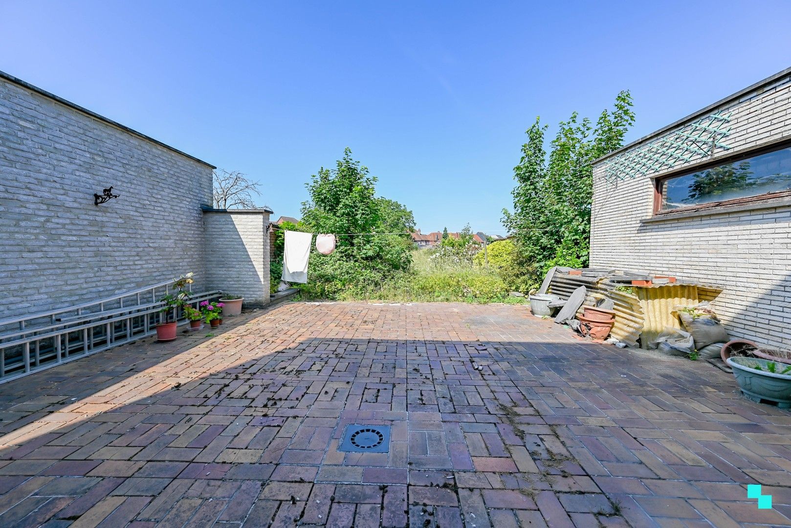 Karaktervolle woning met riante woonoppervlakte (267 m²) en tuin in Emelgem foto 9