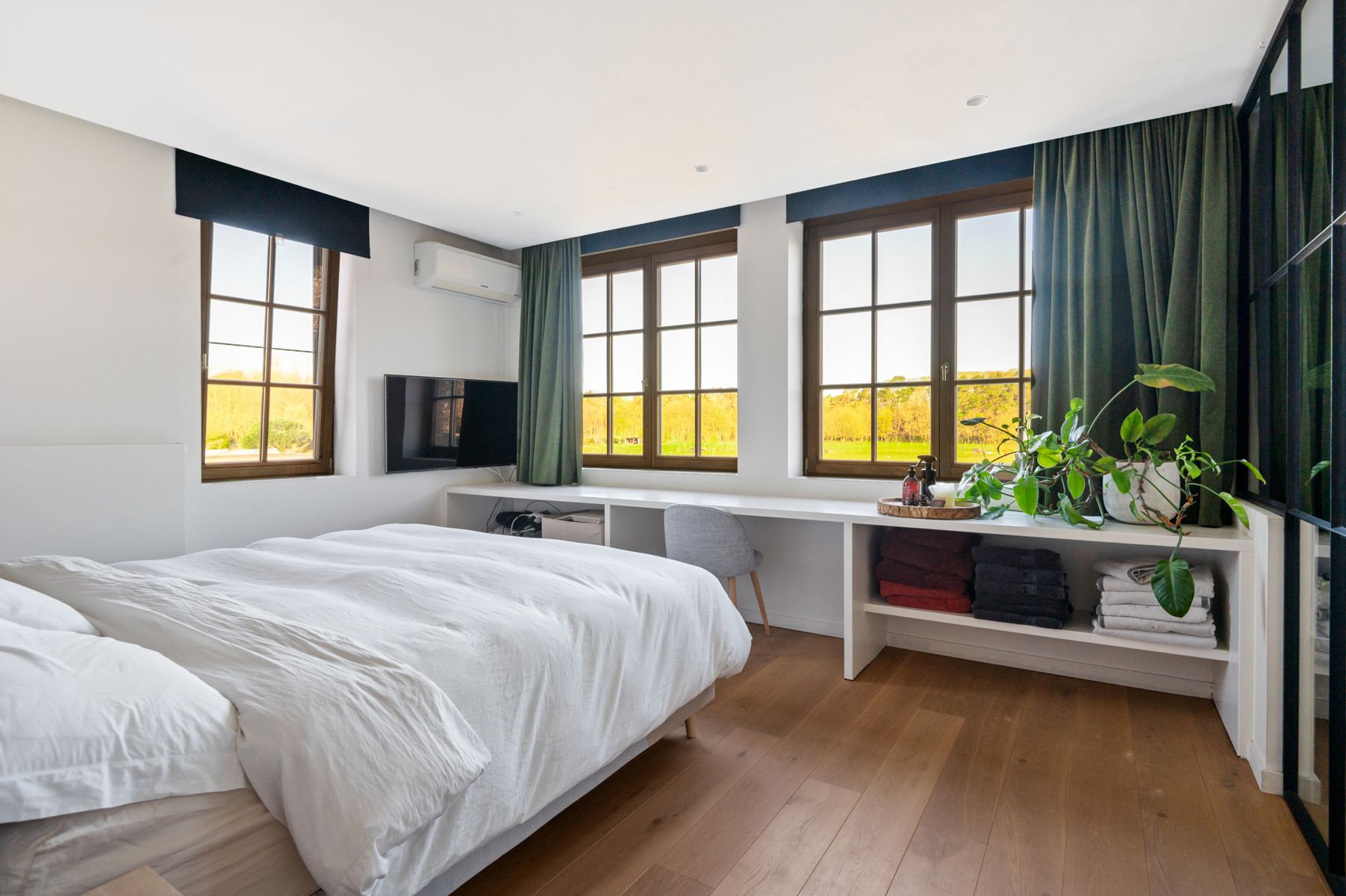 Recente energiezuinige koppelvilla op ca. 1000 m² foto 15