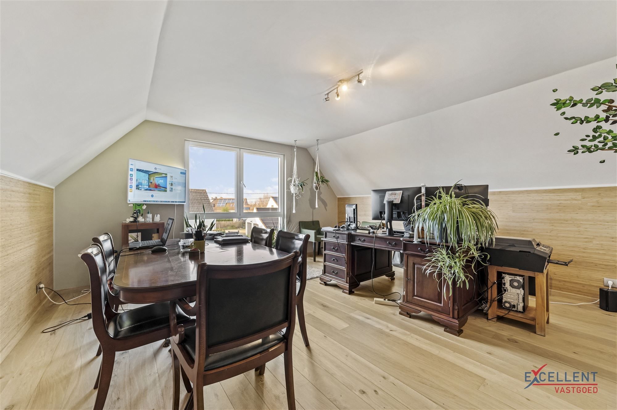 Ruime villa met mooie tuin te Astene foto 16