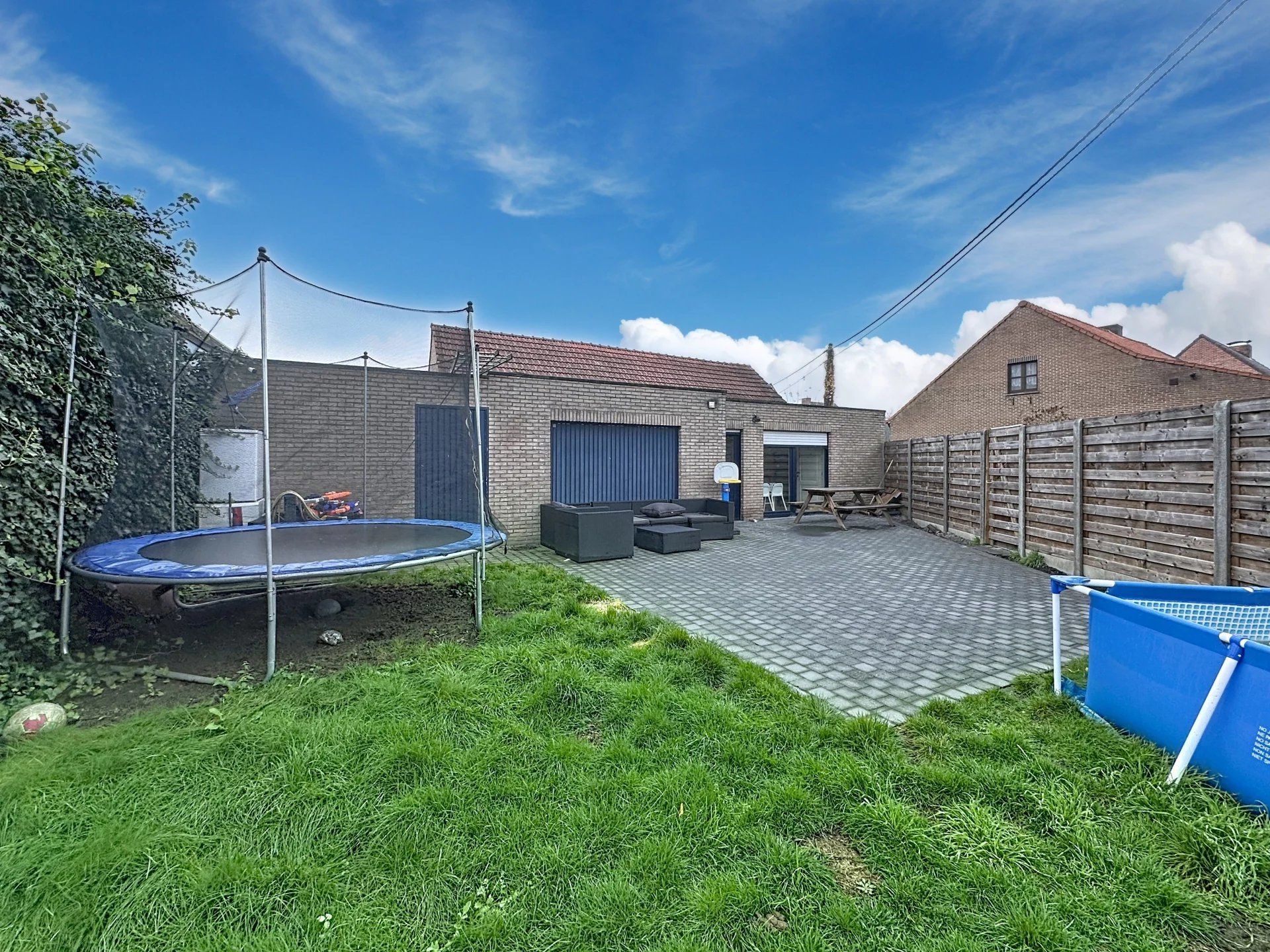 Gelijkvloerse woning met tuintje en momenteel 4 slaapkamers foto 14