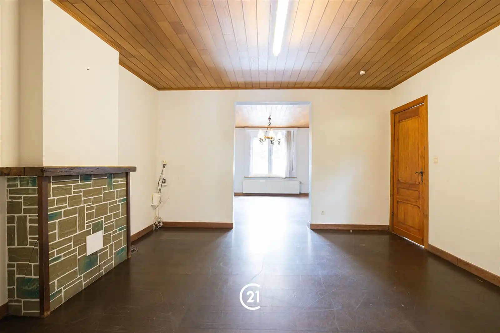 Ruime woning - type herenwoning met 4 slpk en parking foto 7