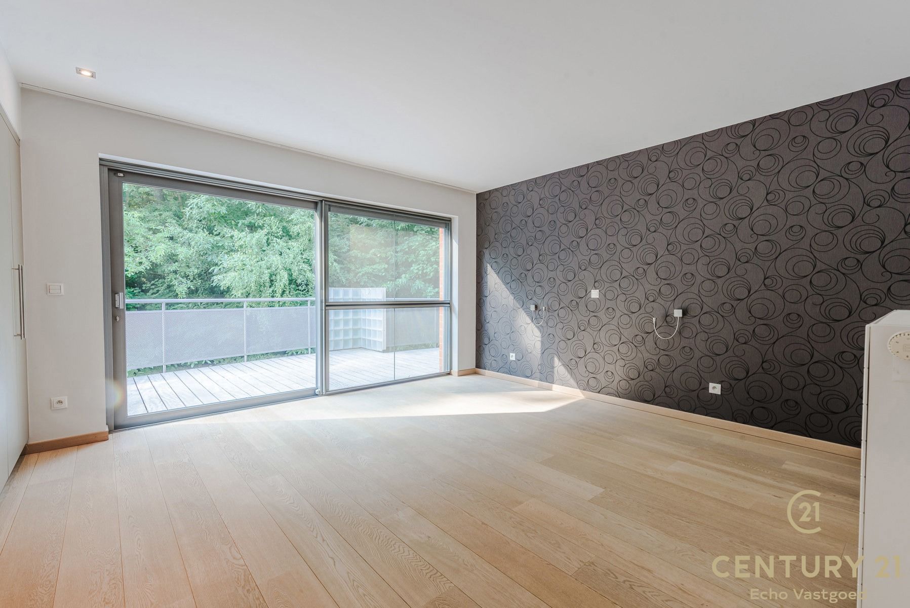 Luxe, ruime penthouse (192m²) met groot terras tegen het bos foto 16