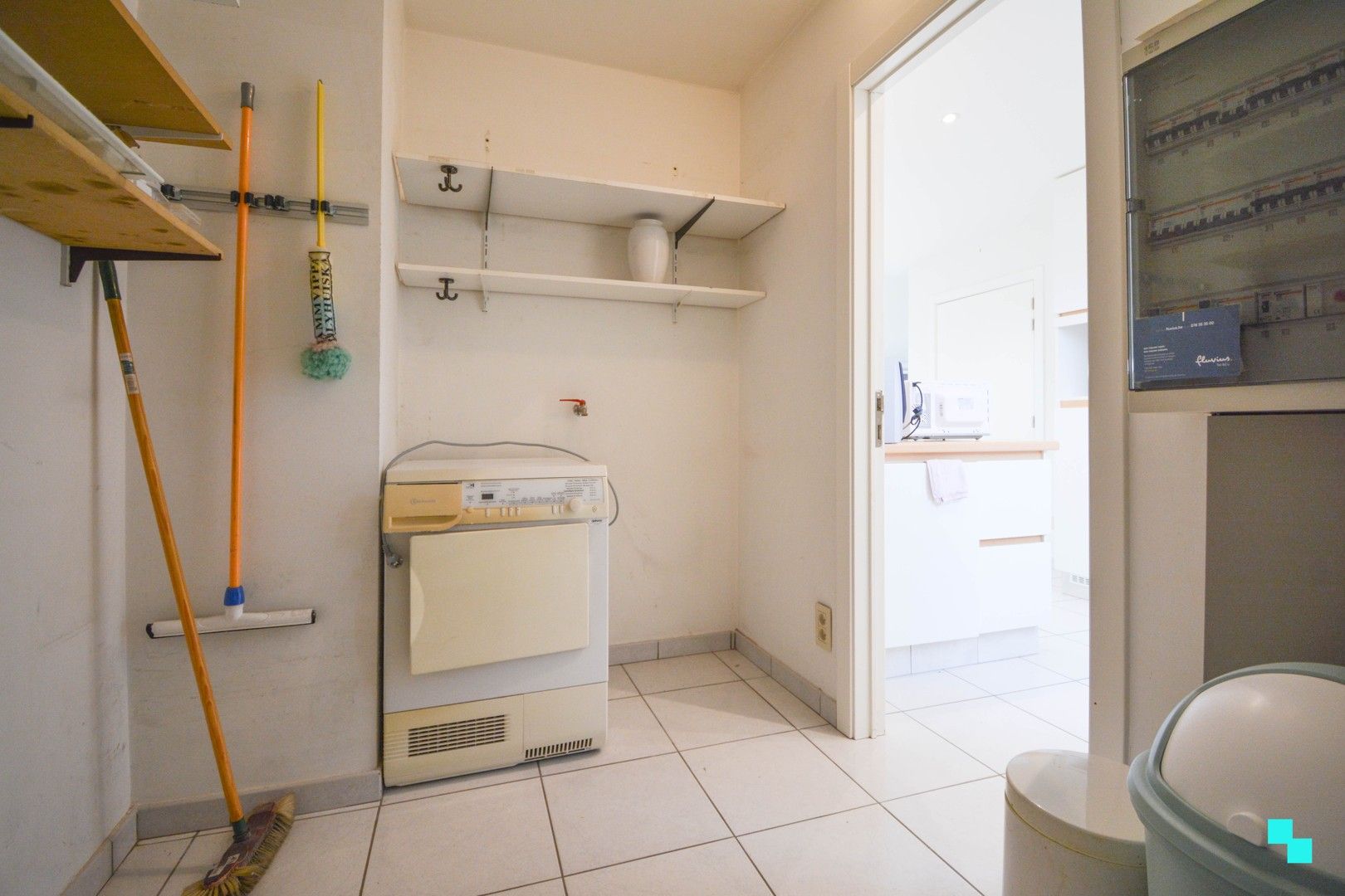 1-slaapkamer appartement met garagebox in dorpskern Gits foto 26