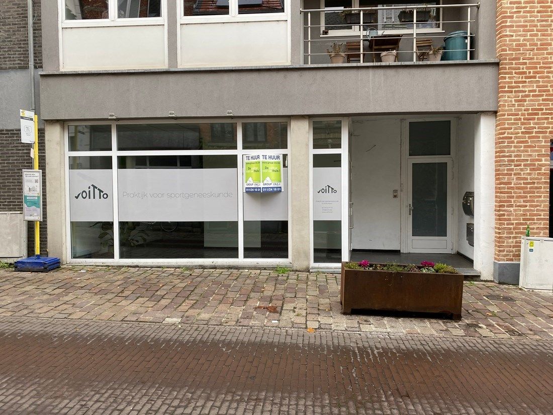 Centraal gelegen Kantoorruimte te Diest  HUUR HET EERSTE JAAR AAN ACTIEVOORWAARDEN foto {{pictureIndex}}