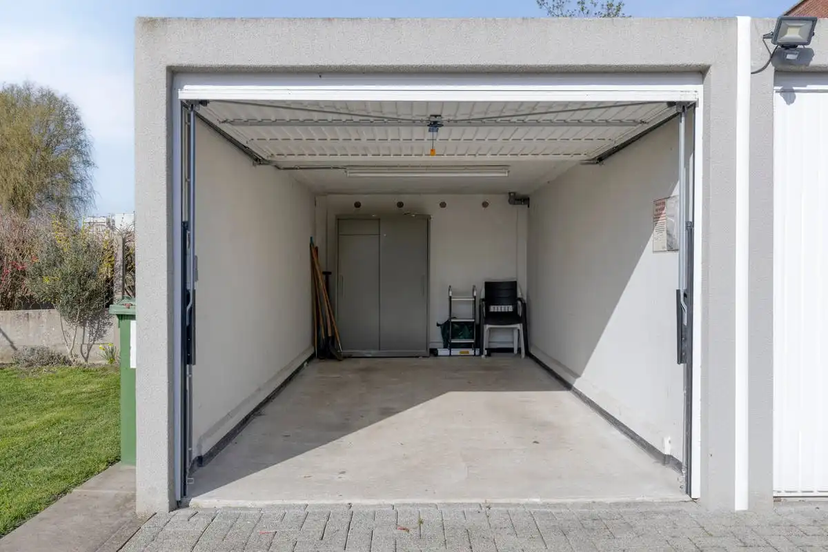 Ruim en lichtrijk appartement in hartje Proven foto 28