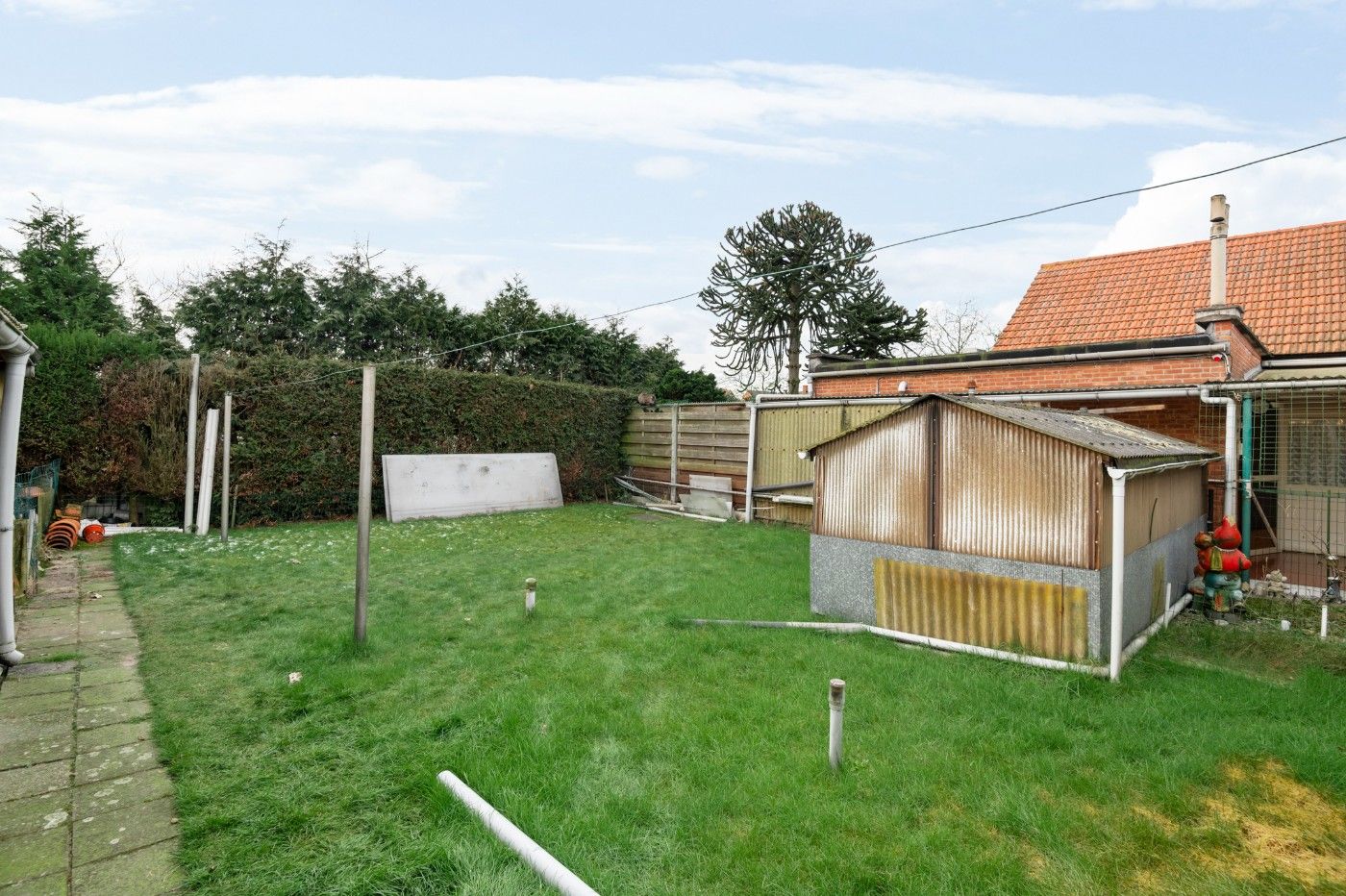 Te renoveren vrijstaande woning met 2 slpk., garage en tuin foto 26