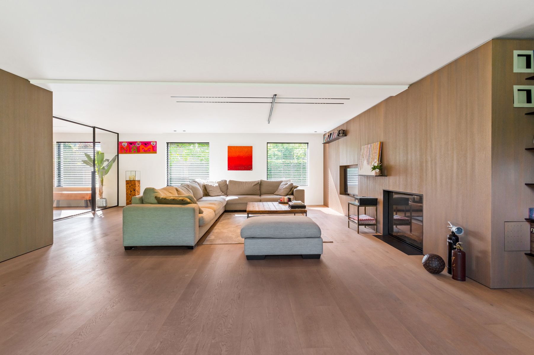 Stijlvol gerenoveerde villa in Koningshof Schoten. foto 4
