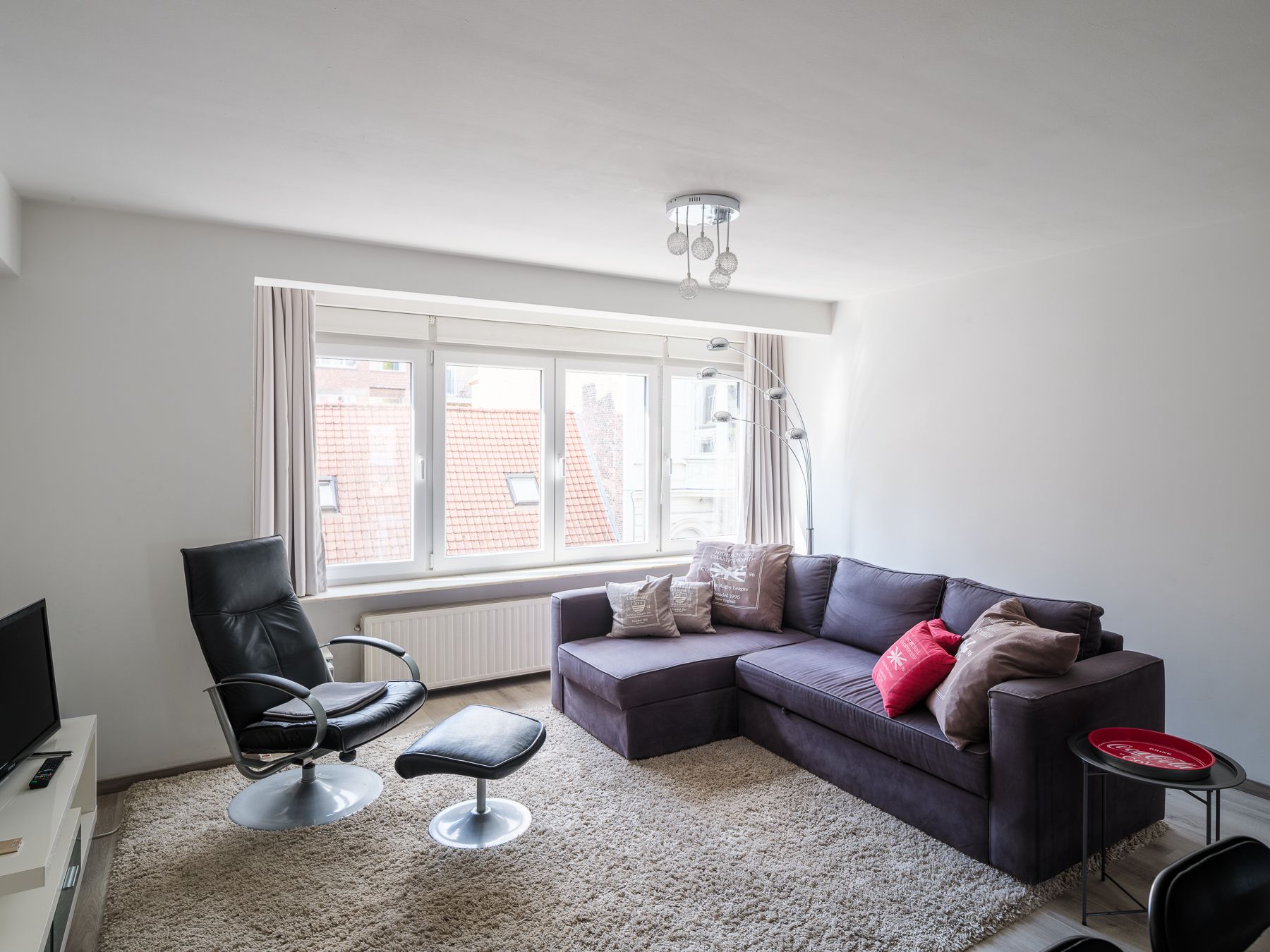 Instapklaar tweeslaapkamer appartement met garagebox foto 6
