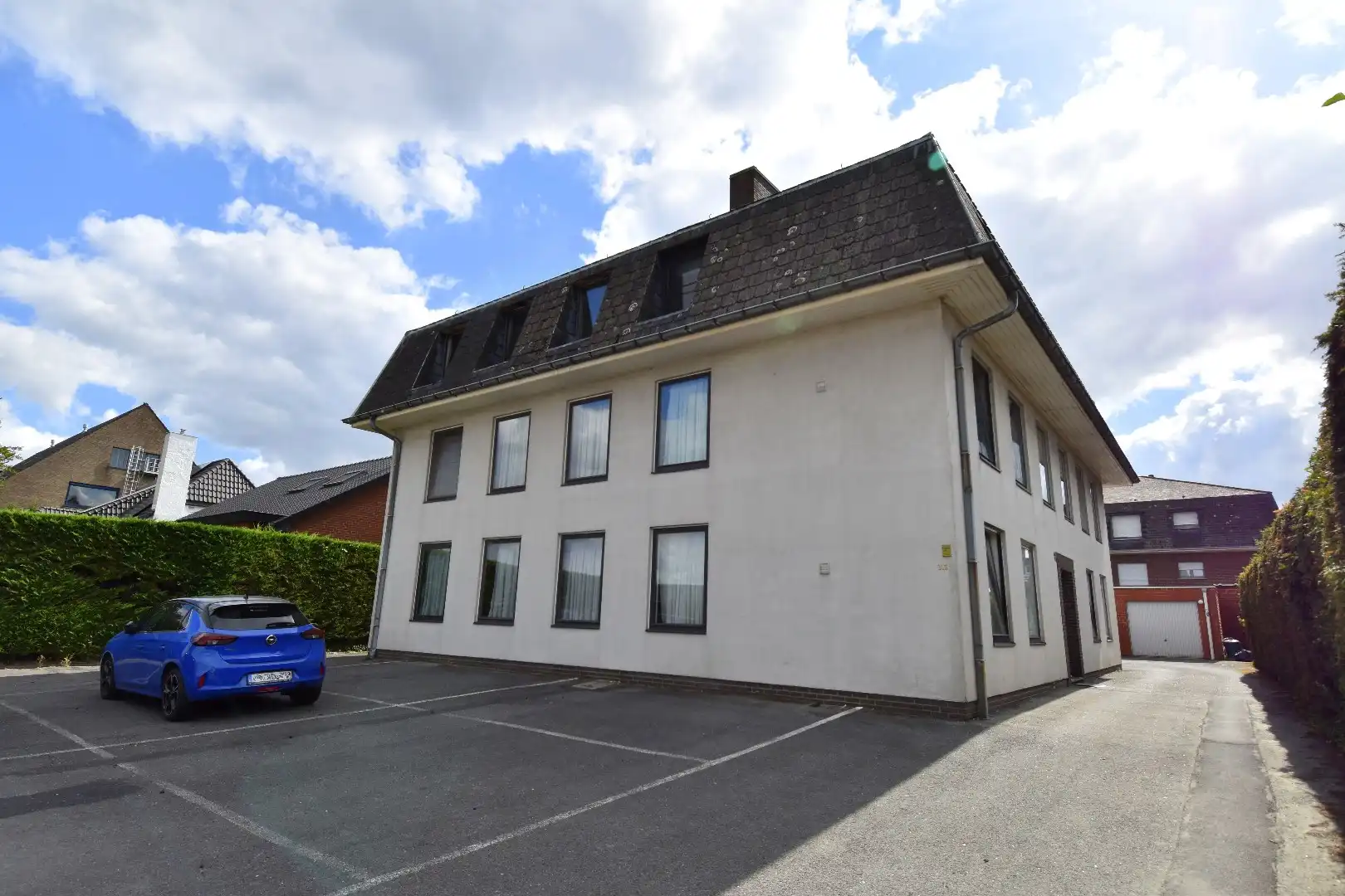 Instapklaar 1-slaapkamerappartement te koop in het gezellige Harelbeke foto 10