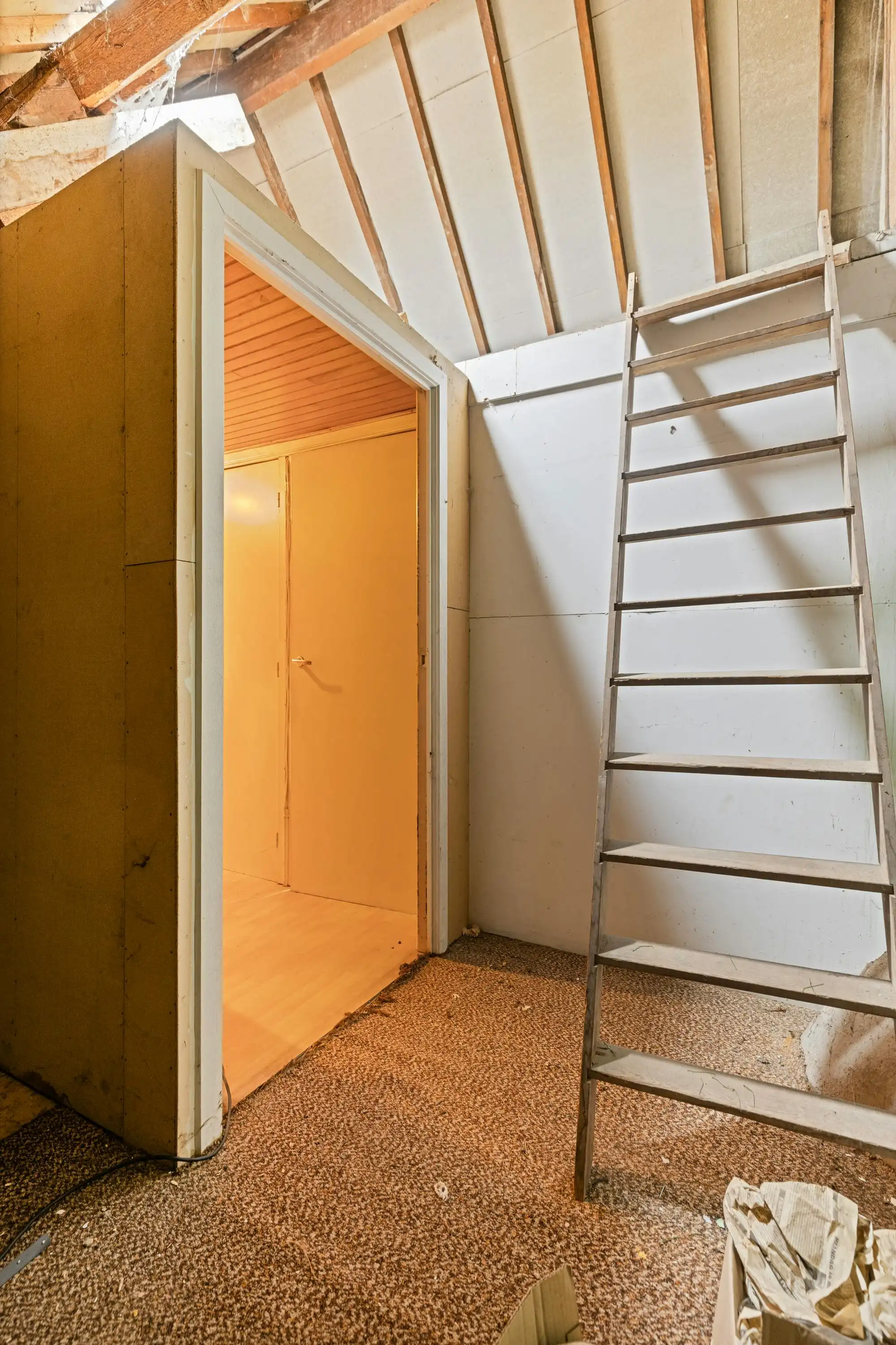 Huis te koop in Woesten met 3 kamers, garage en tuin foto 15