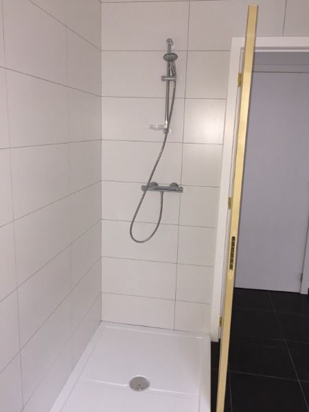 Recent, instapklaar 2-slpk appartement met terras/tuin en 2 parkeerplaatsen foto 7