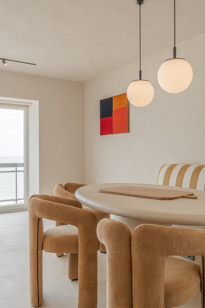 Fantastisch gerenoveerd appartement met panoramisch zeezicht. foto 9