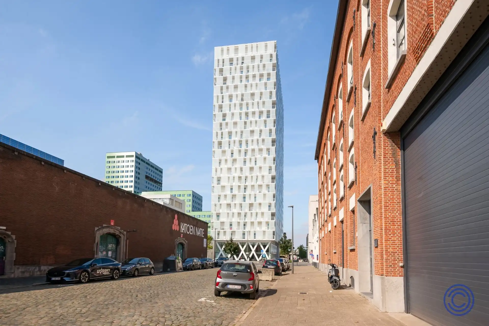 Rolstoelvriendelijk appartement op de 18de verdieping met panoramisch zicht over de dokken. foto 13