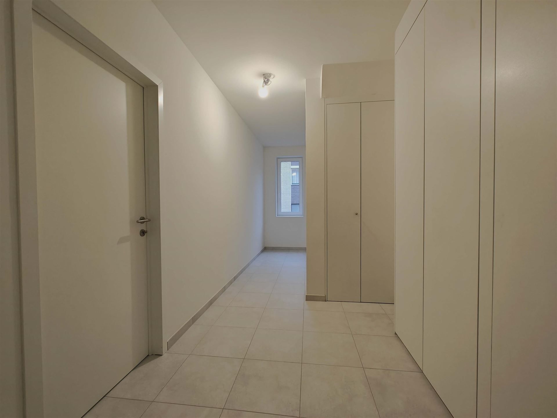 Nieuwbouwwoning te vucht met 3 slaapkamers foto 3