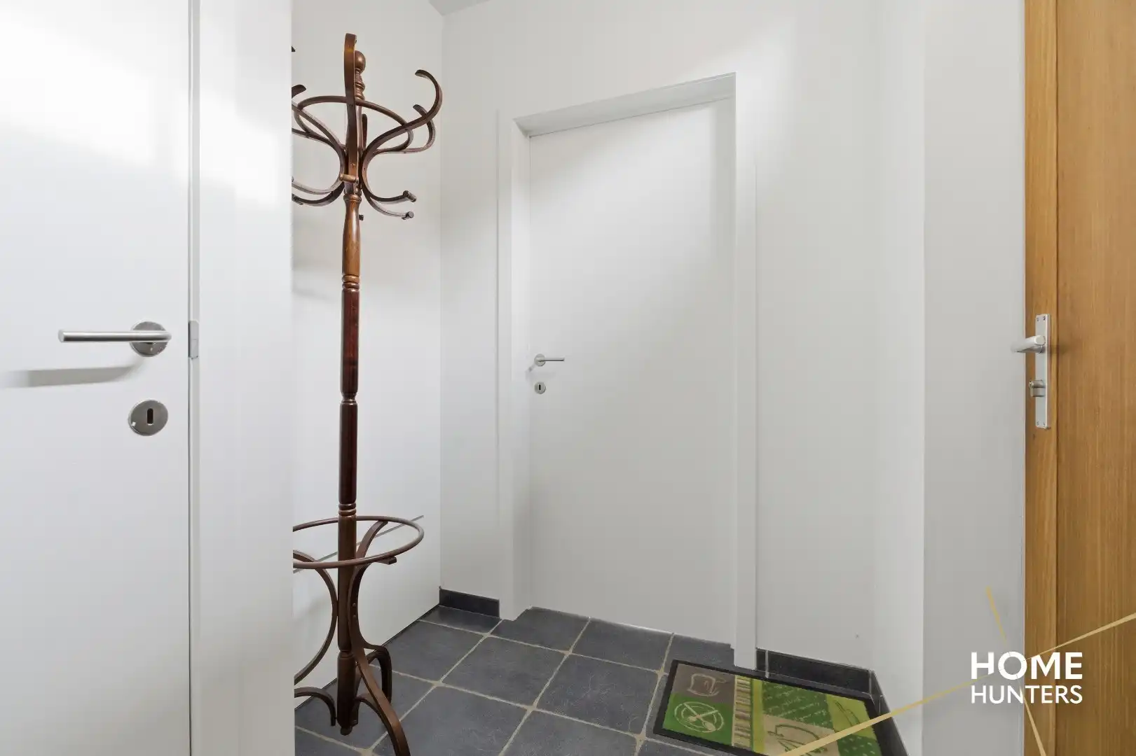 Unieke nieuwbouwwoning met loods (160 m²) op een uitzonderlijk perceel foto 7