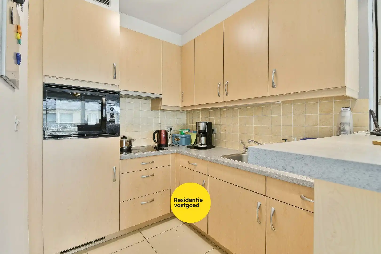 Duplex-appartement in rustige residentie met twee slaapkamers en terras foto 5