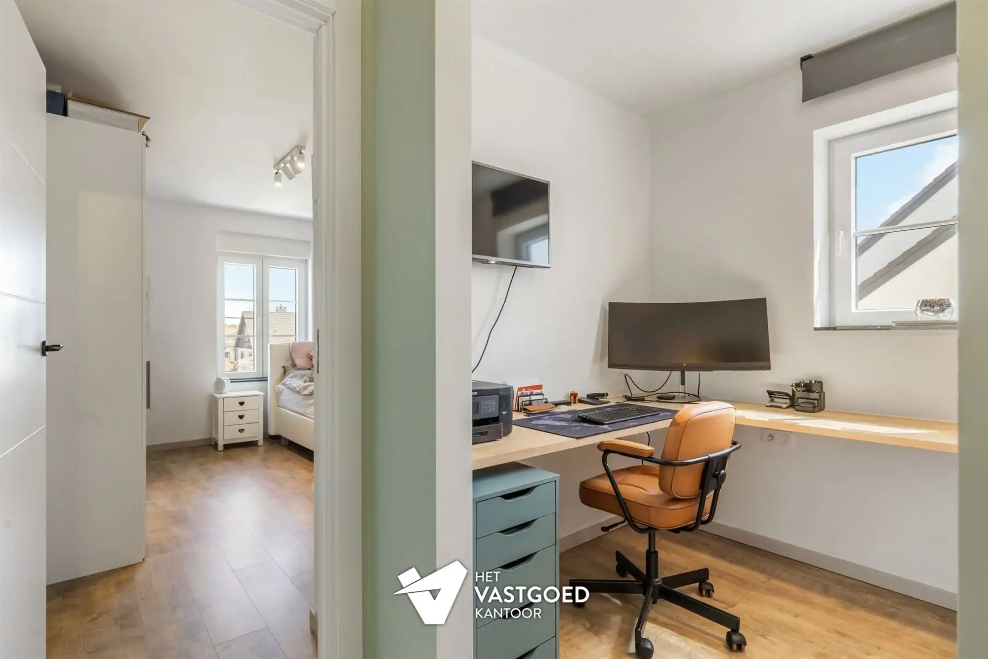 UITERST KNAP AFGEWERKTE RUIME WONING MET 6 SLAAPKAMERS RUSTIG GELEGEN IN KWAADMECHELEN foto 19