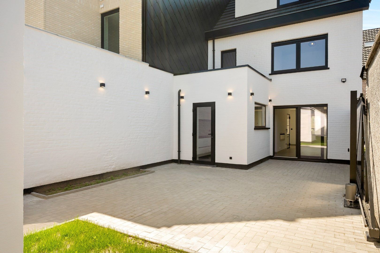 RECENT GERENOVEERDE WONING (2024) MET EPC A, 4 SLPKS EN 2 BADKAMERS foto 3