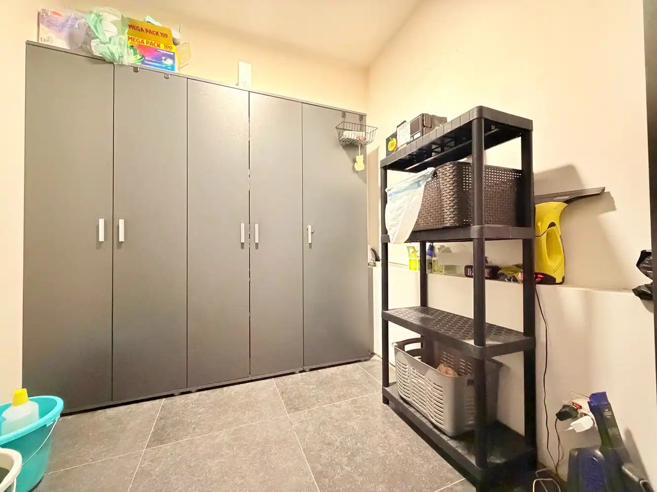 Ruime woning met  4 slaapkamers en gezellige tuin foto 14
