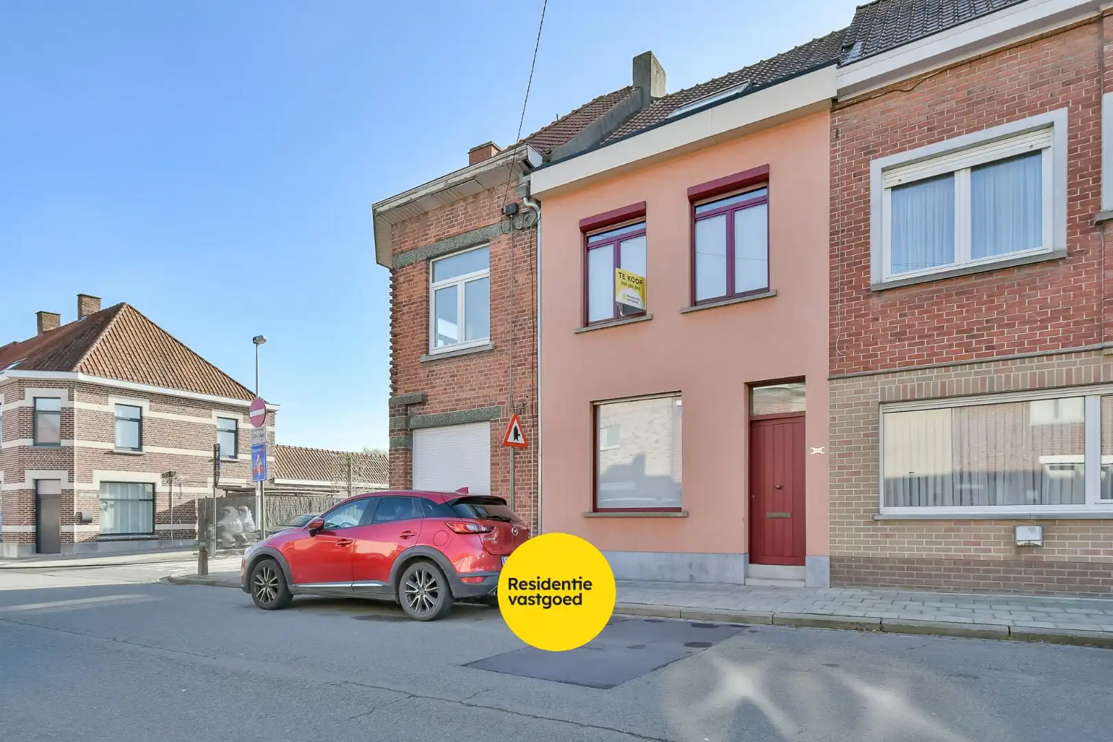 Hoofdfoto van de publicatie: Prachtige woning met ruime garage in Roeselare!