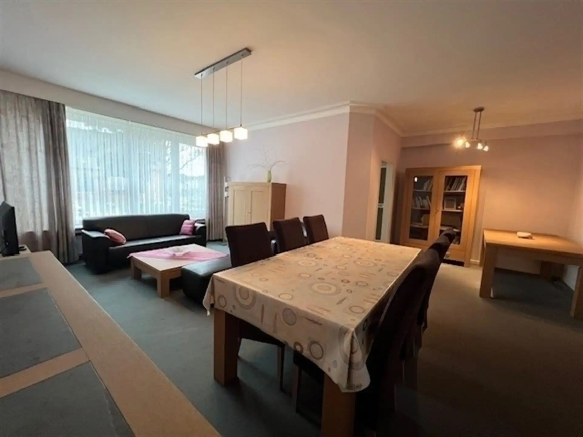 Riant 2-slaapappartement in hartje Hoboken! foto 2
