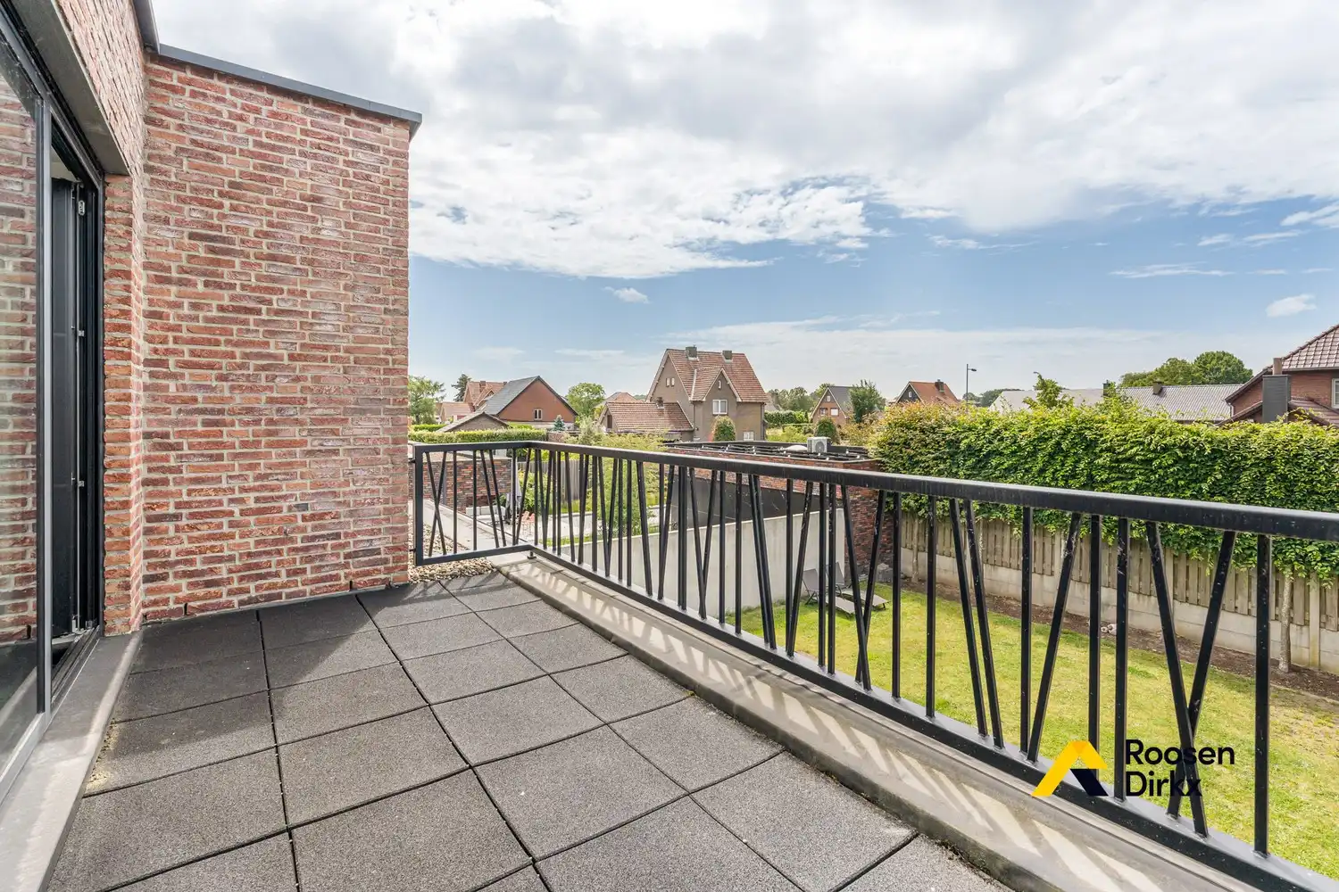 Luxueuze gezinswoning met 3 slaapkamers en 2 badkamers op toplocatie foto 22