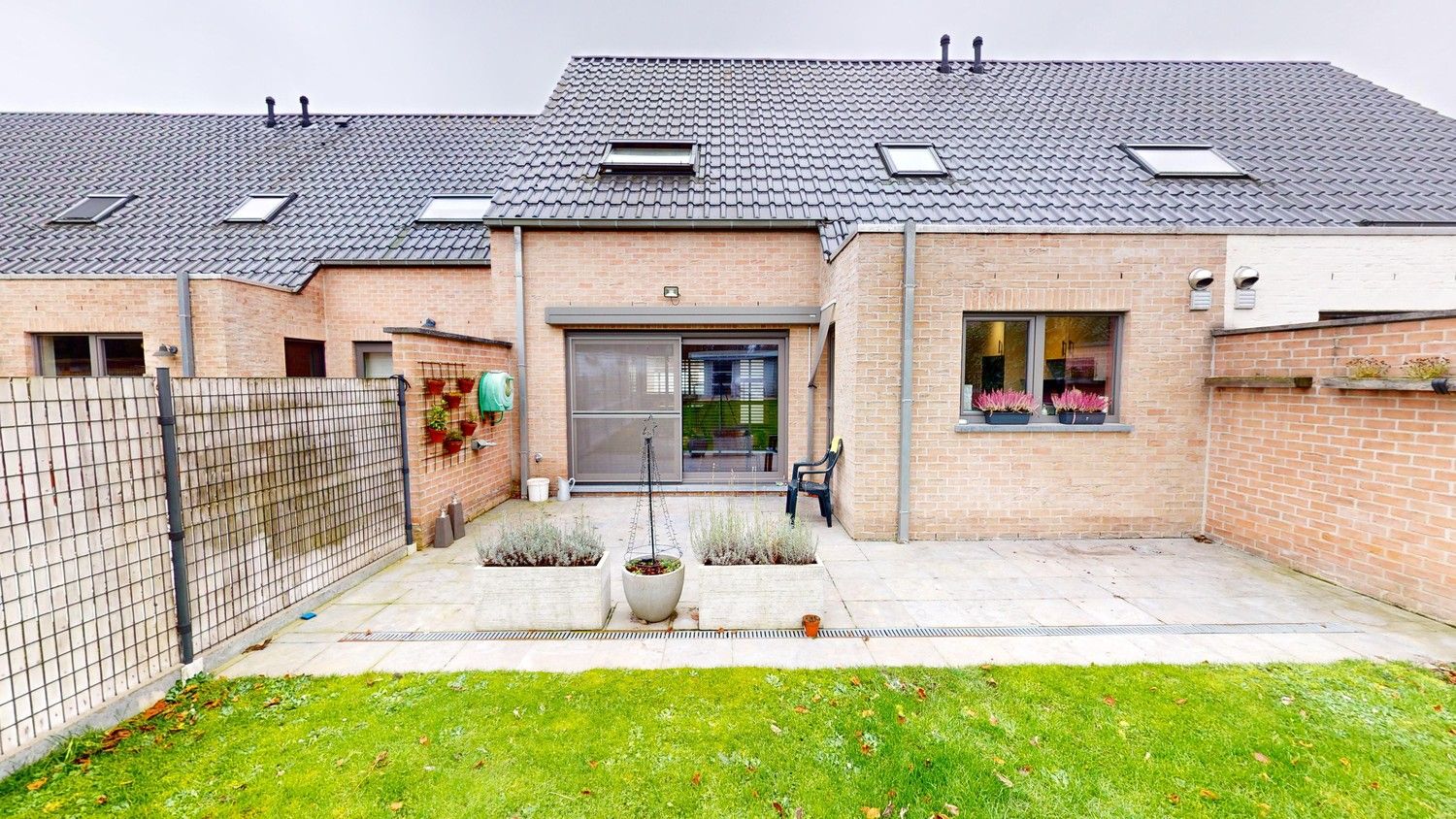 Recente, energiezuinige woning met 3 slaapkamers! foto 17