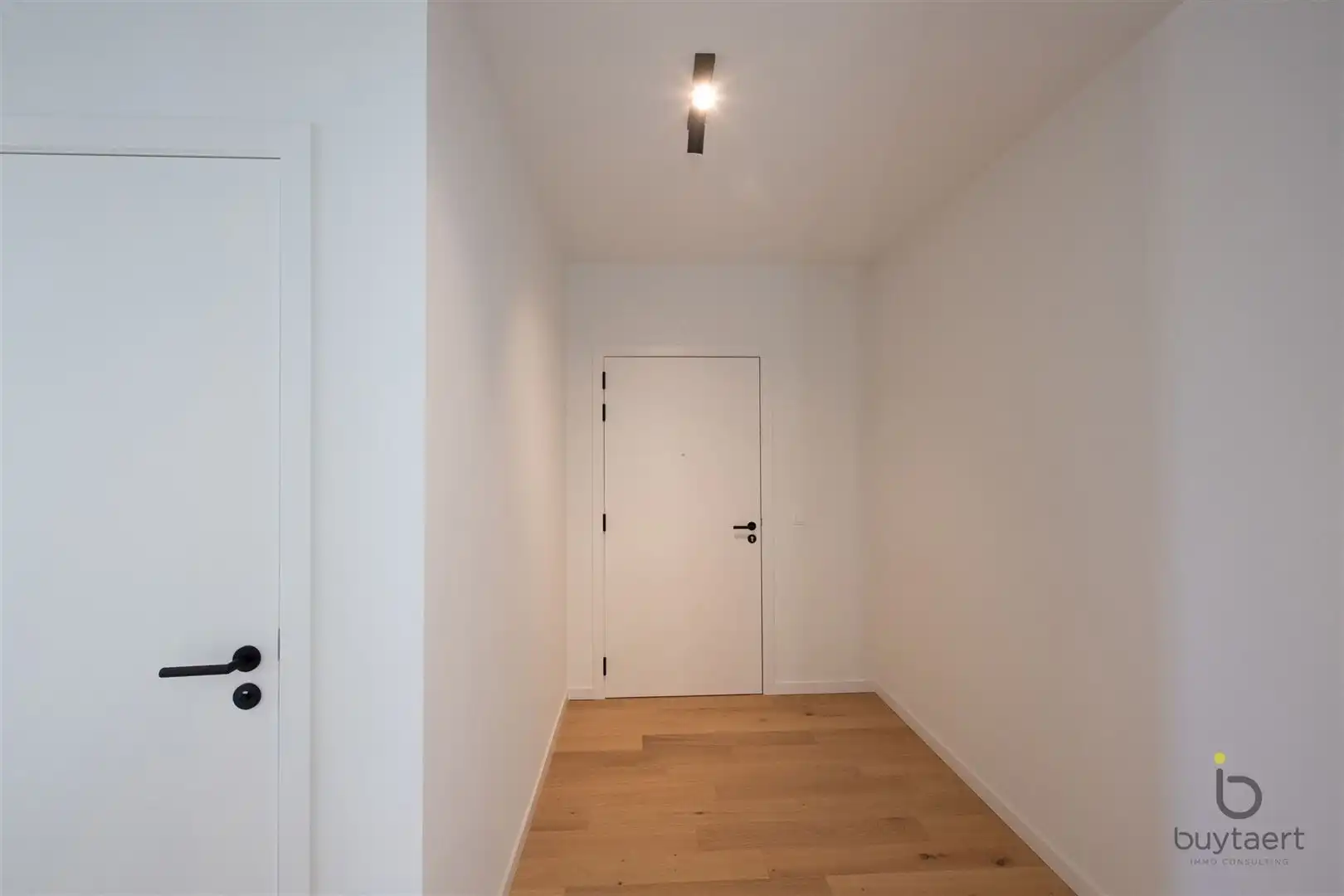 Prachtig nieuwbouw appartement met uniek terras te Zoersel! foto 28