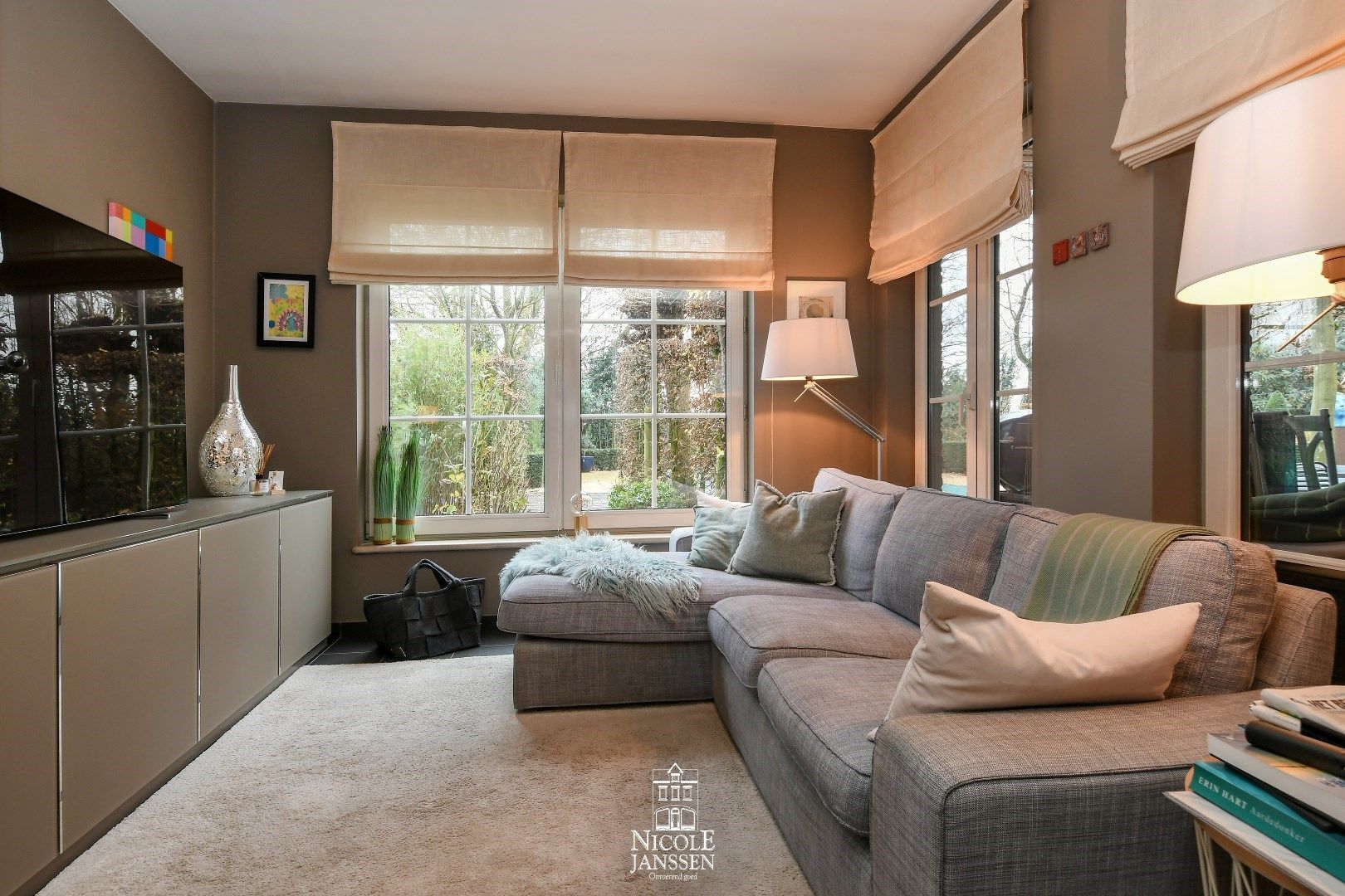Ruime villa in landelijke stijl met zwembad  foto 15