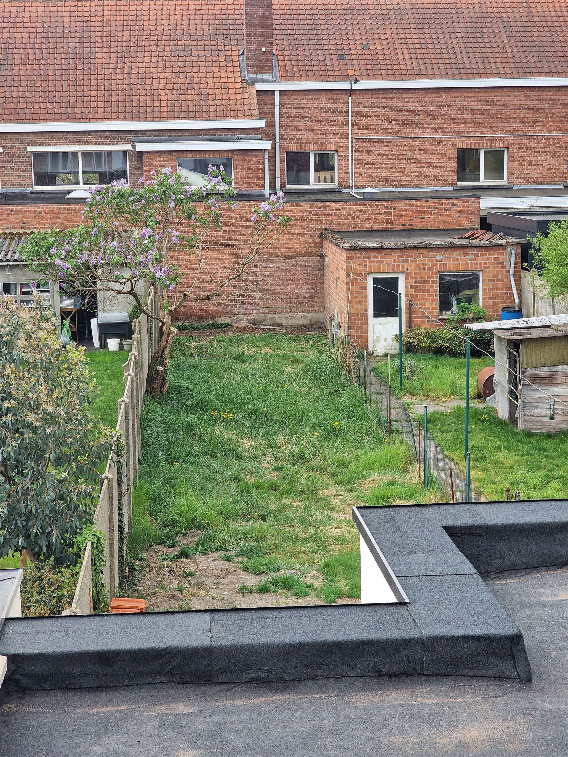 Gerenoveerde woning met 2 slpk en tuin foto 16