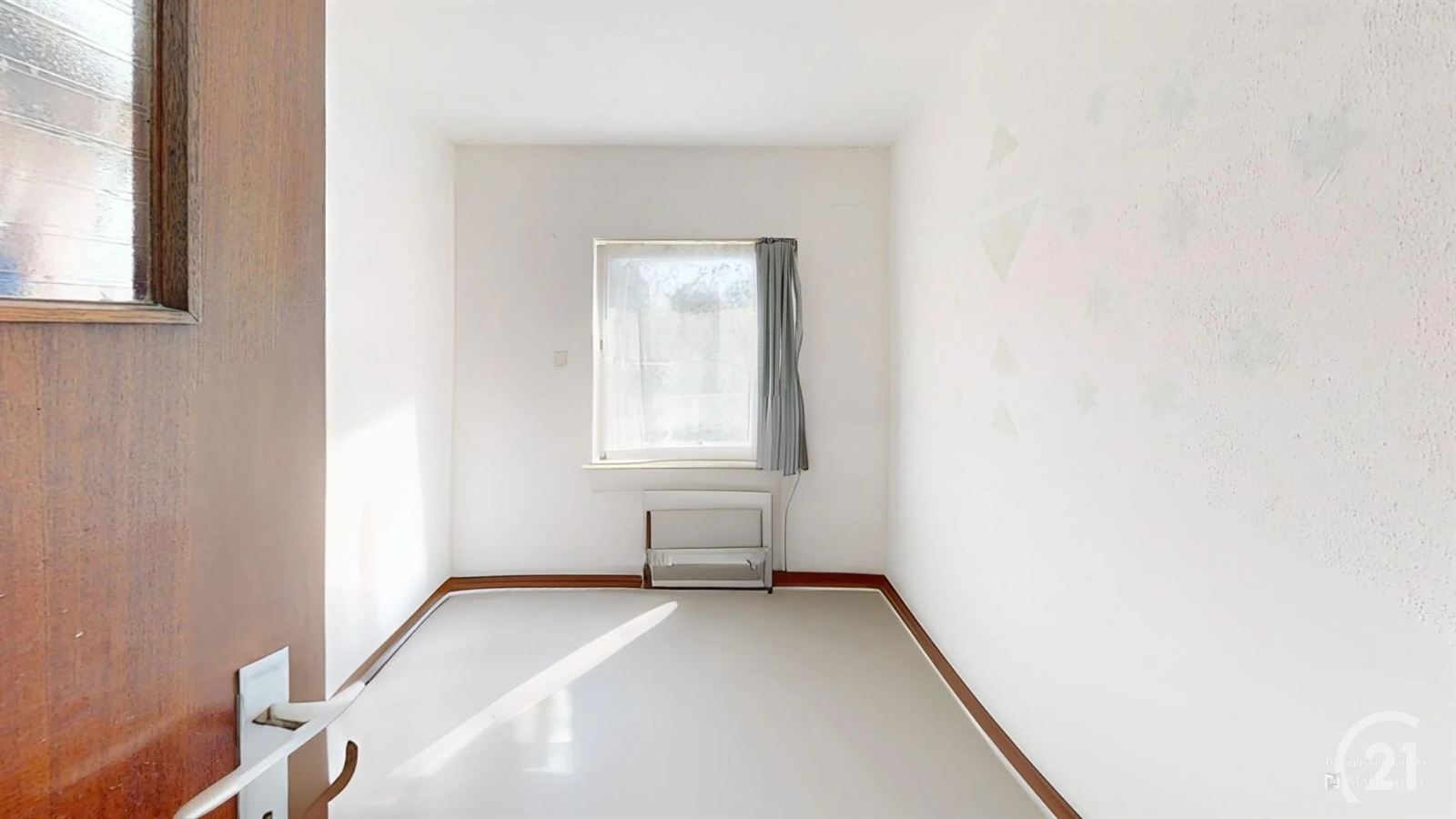 Woning met tuin en 3 slk centraal gelegen foto 20
