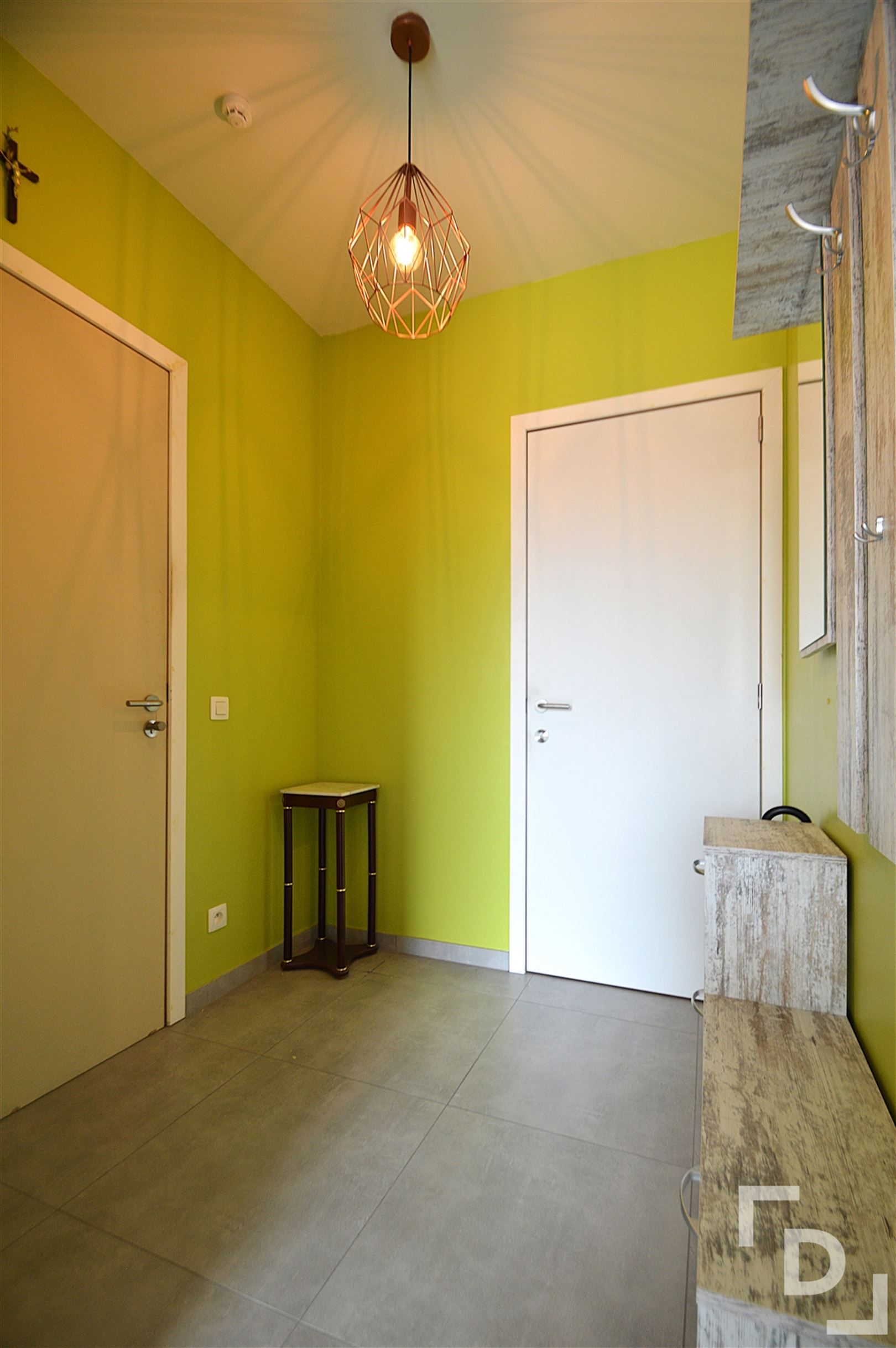 Appartement te huur in centrum Poperinge met staanplaats. foto 13