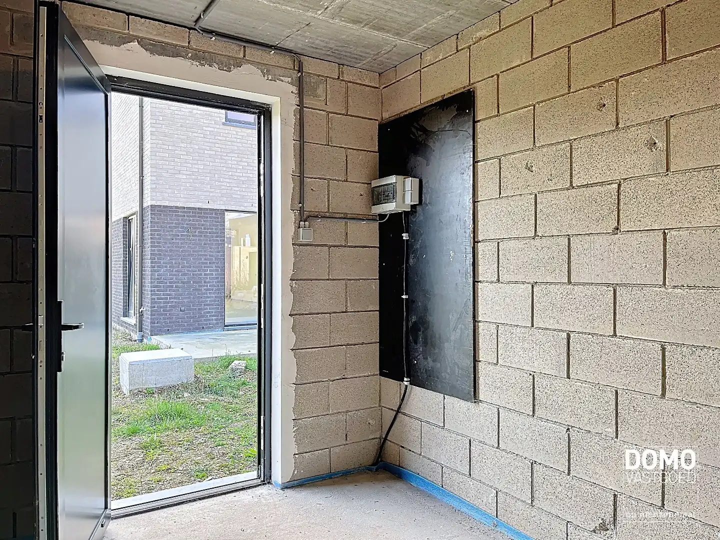 MODERNE NIEUWBOUWWONING CASCO PLUS MET 3 SLAAPKAMERS foto 29