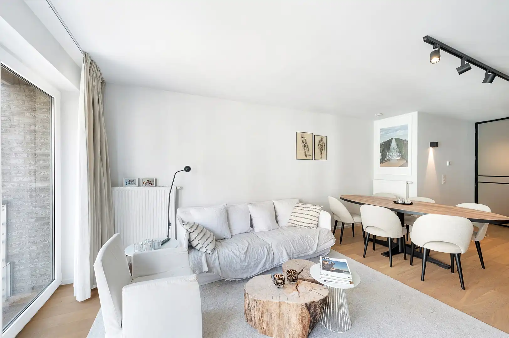 Instapklaar appartement met twee slaapkamers vlak bij zee en het Rubensplein. foto 5