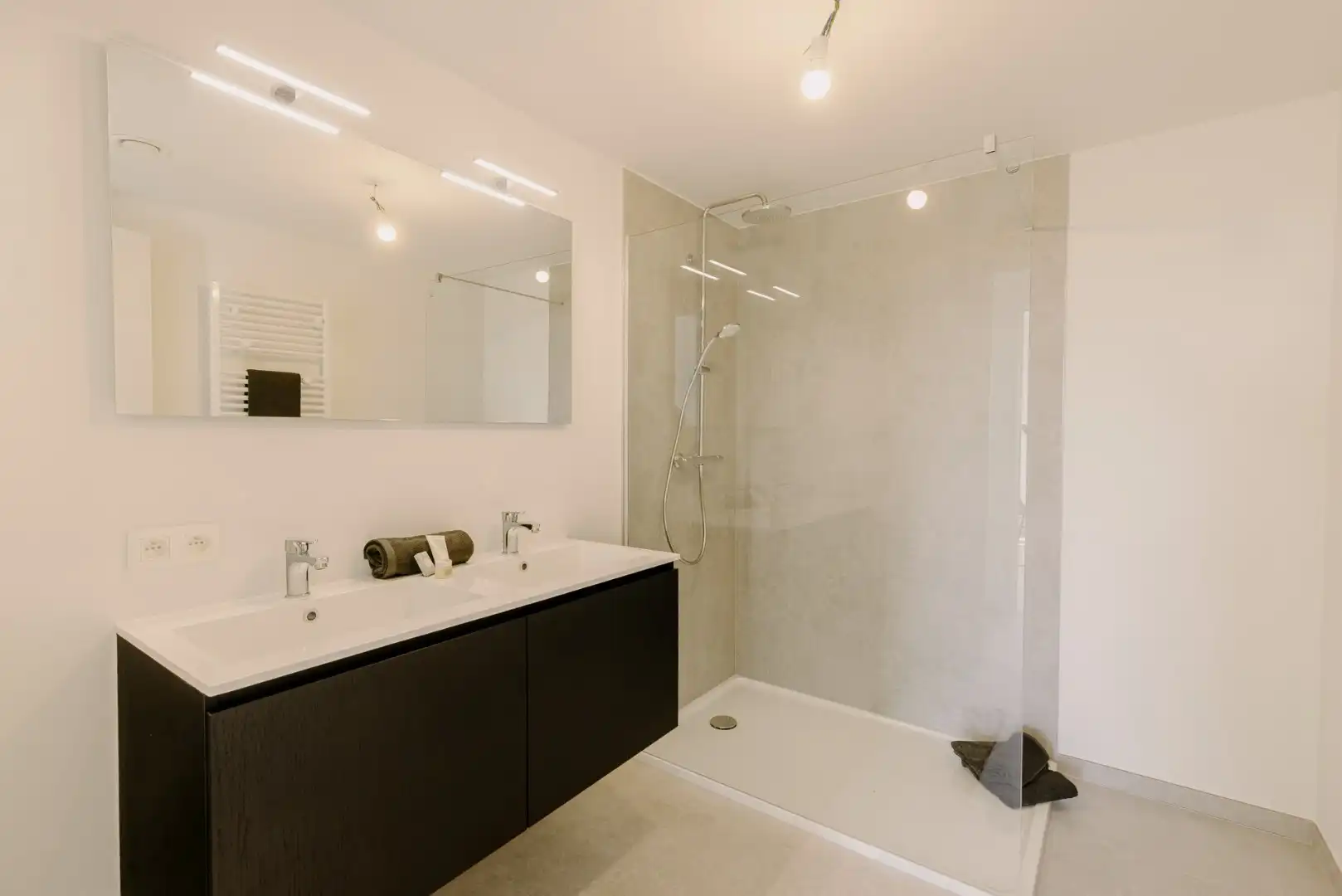 Instapklaar appartement in het groene Park Linde foto 9